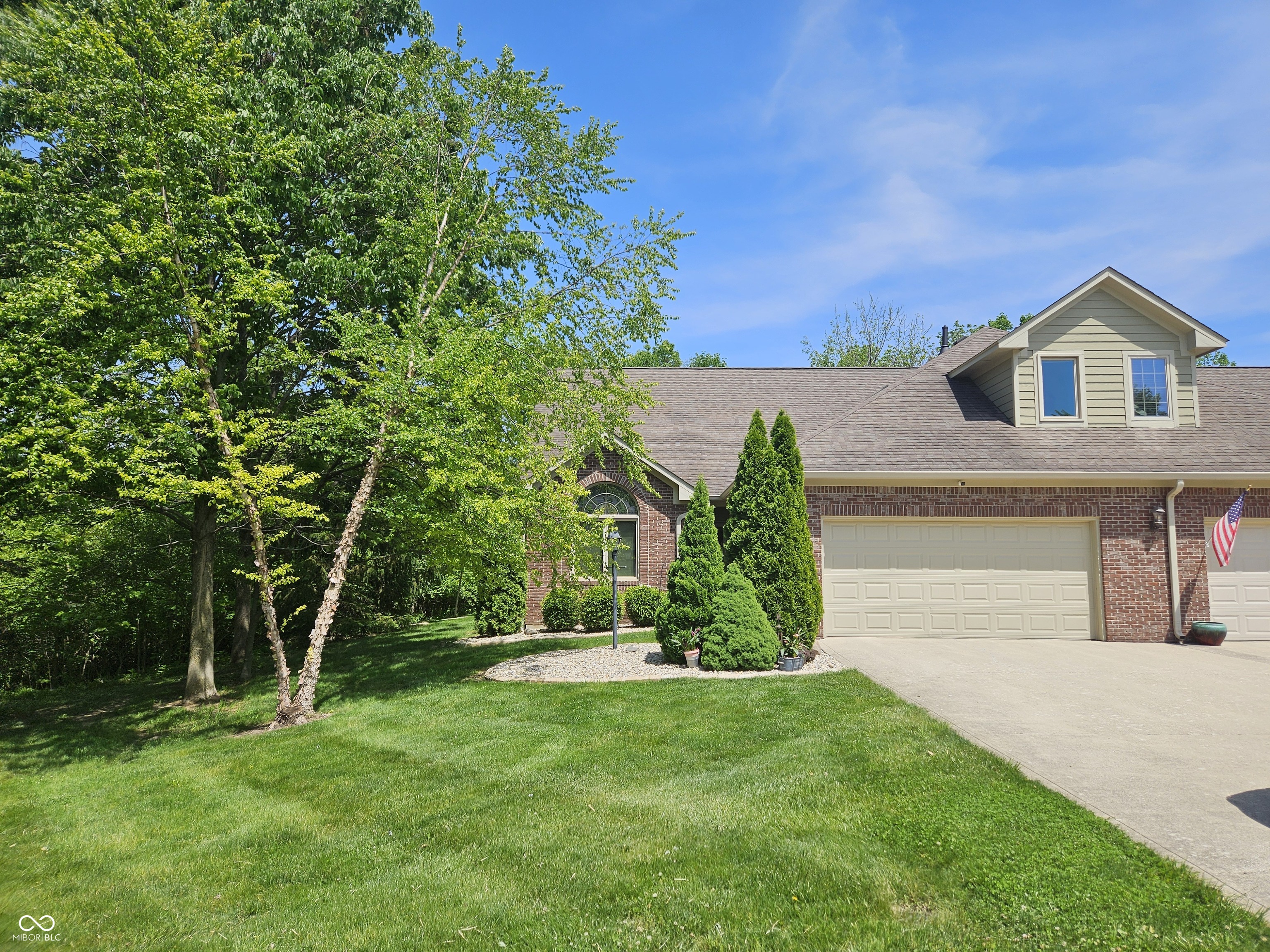 1755 Walnut Trace — photo