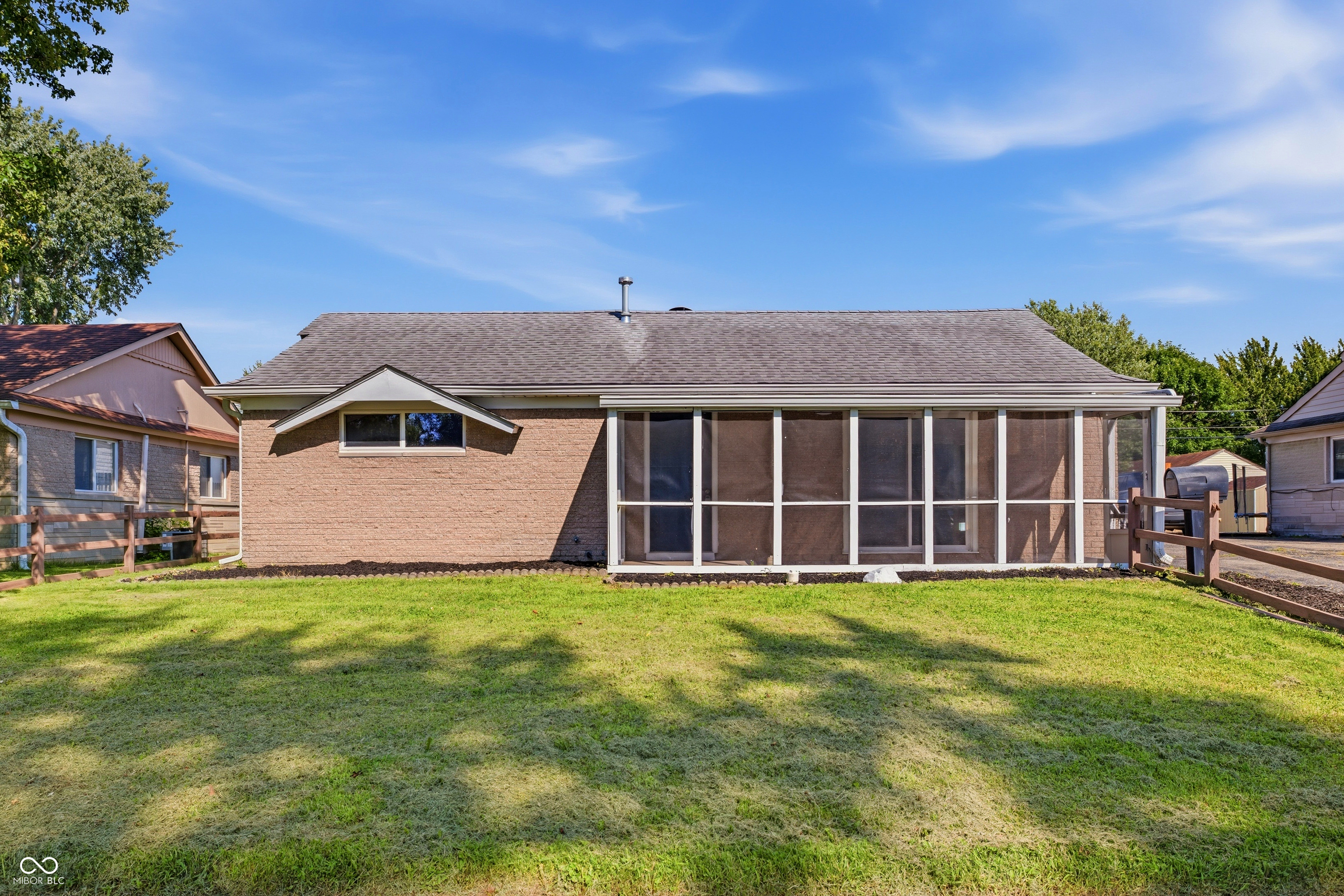 611 Gooseberry Lane — photo