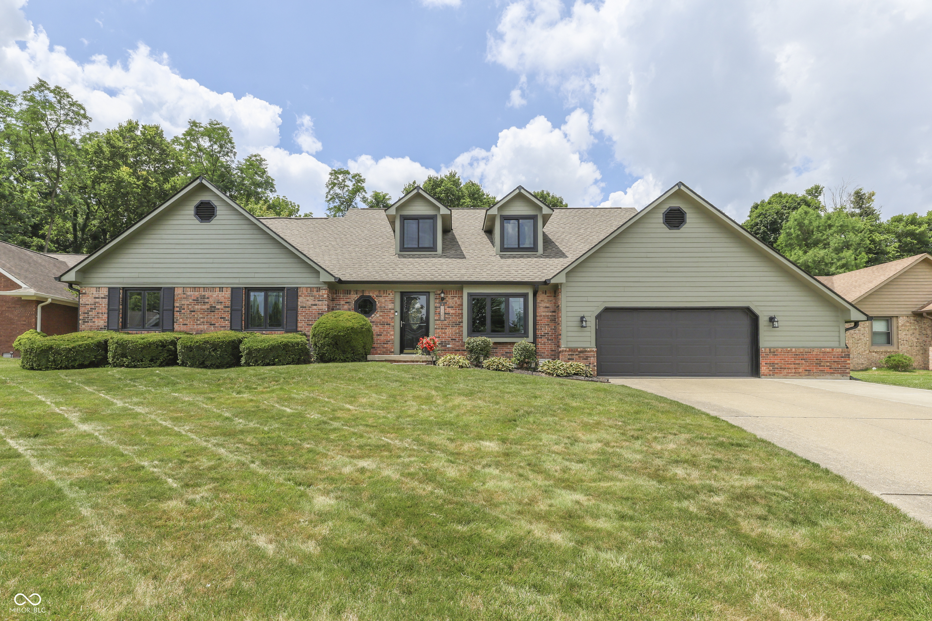 8220 Forward Pass Road — photo