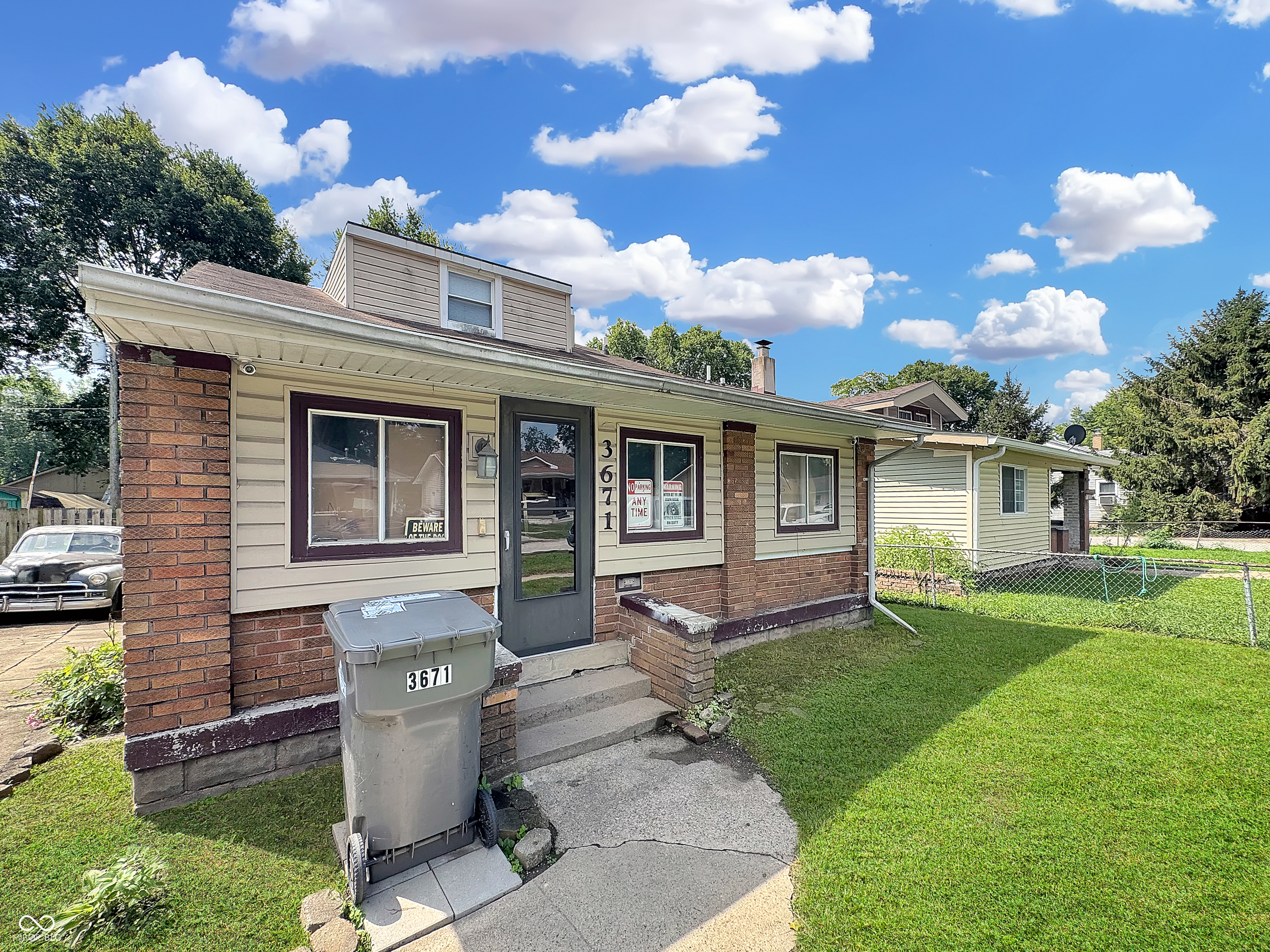 3671 Creston Drive — photo
