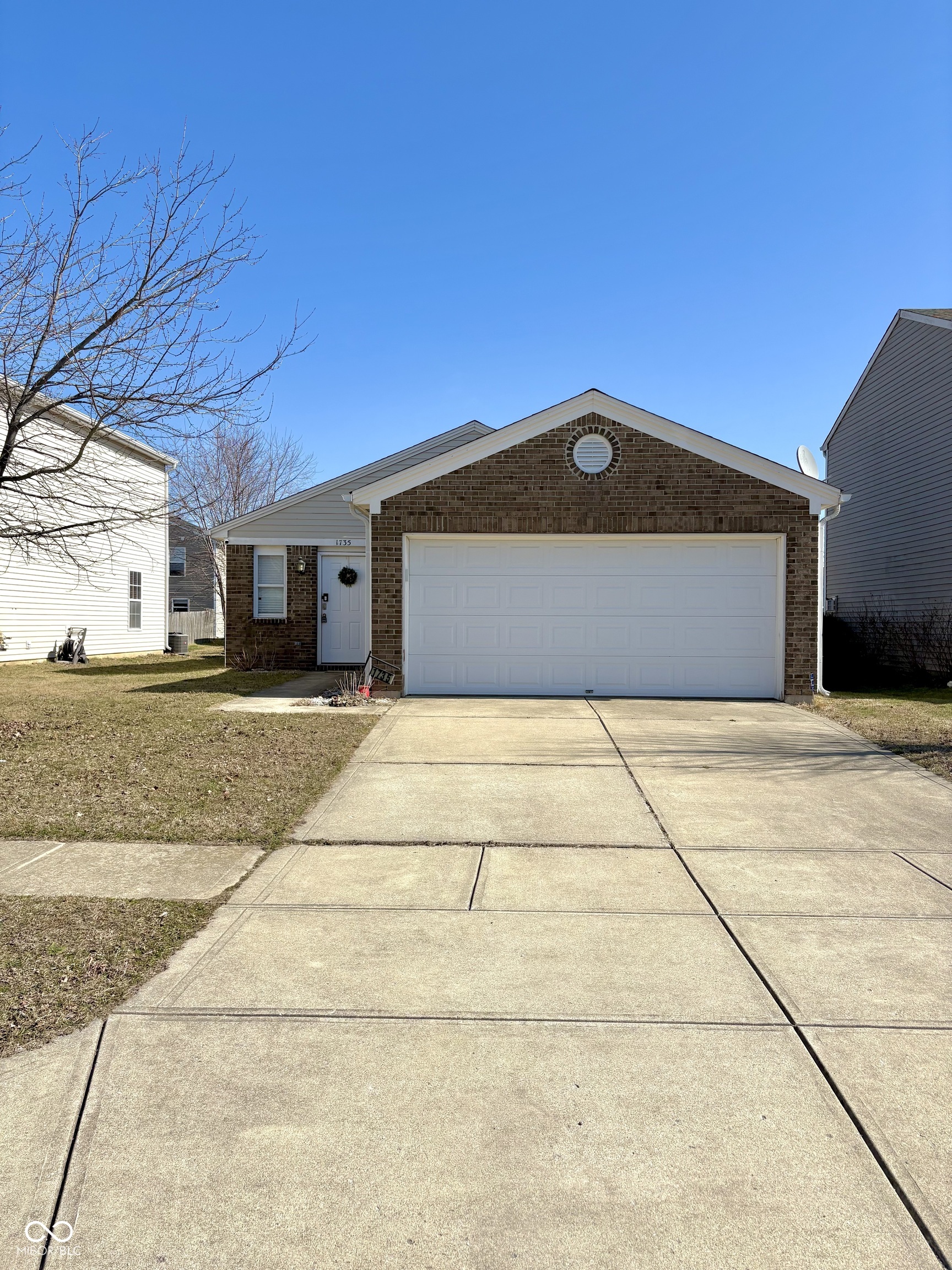 1735 Elijah Blue Drive — photo
