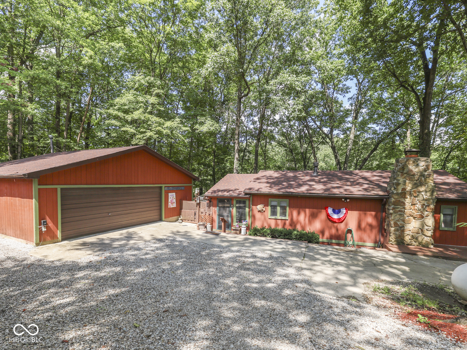 7629 Hummingbird Drive — photo
