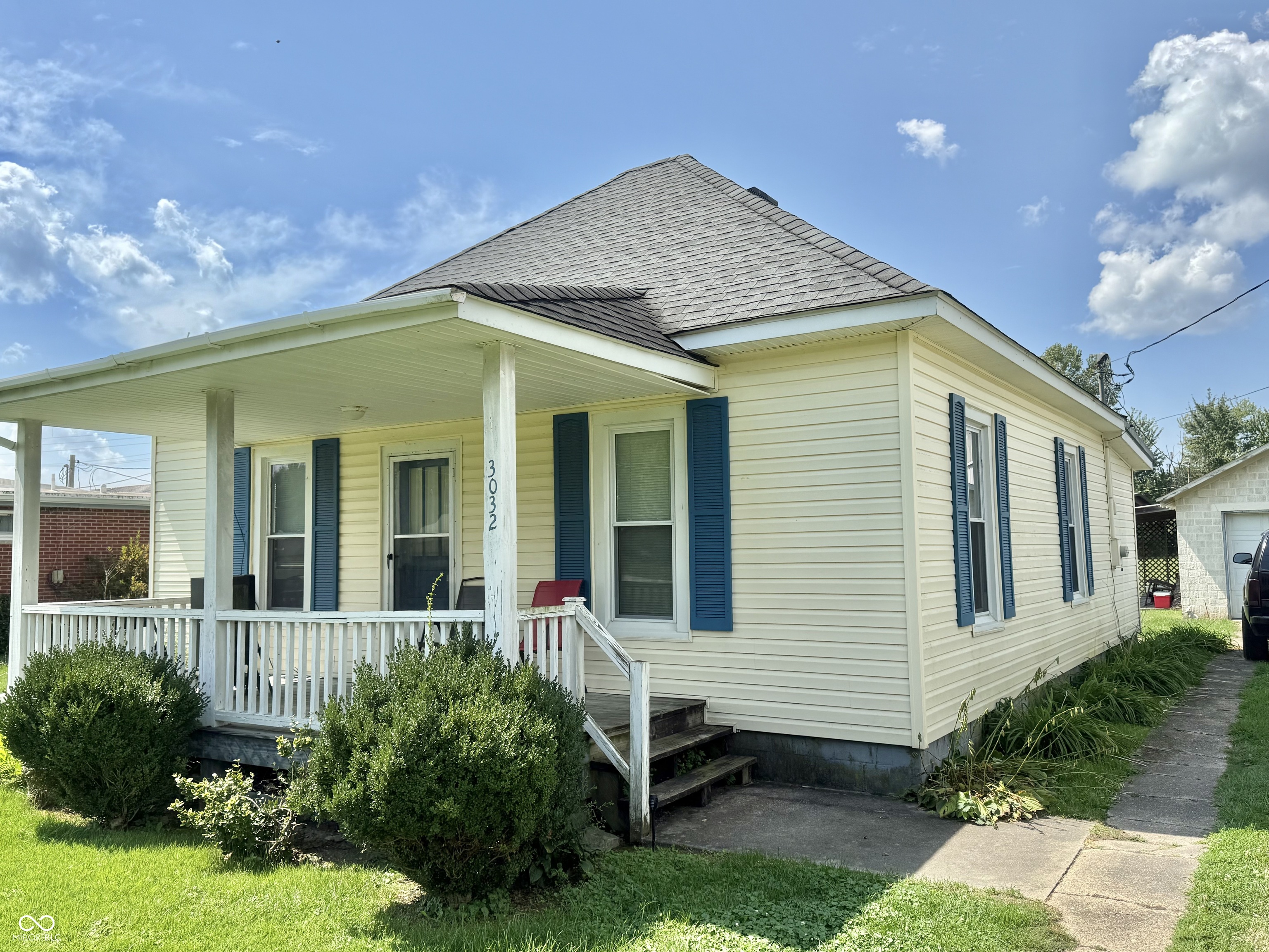 3032 S State Road 235 — photo