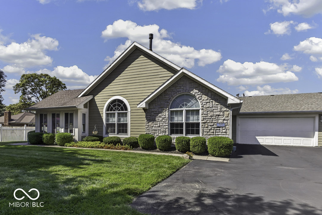 7323 Chapel Villas Lane D — photo