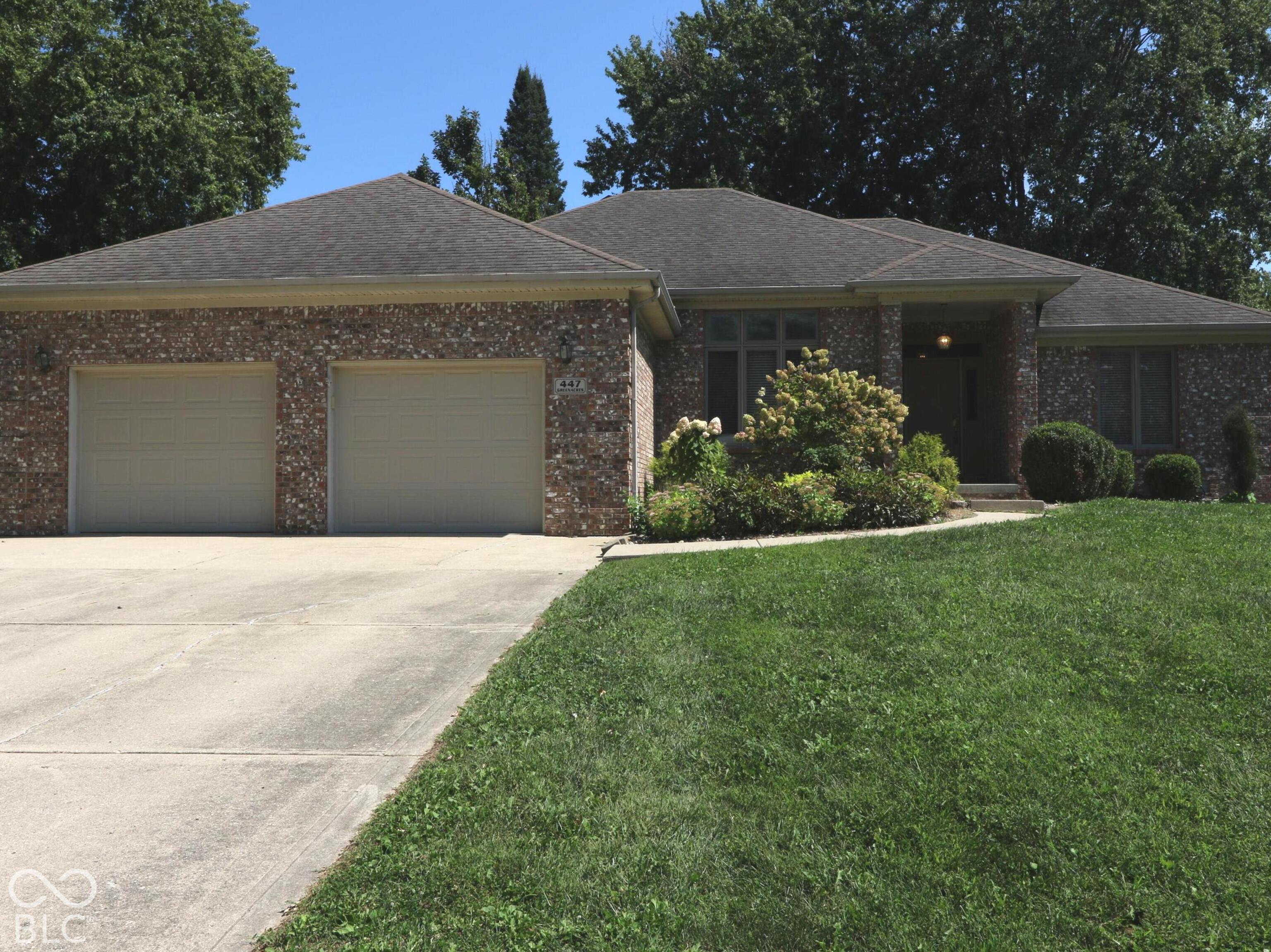 447 Greenacres Drive — photo