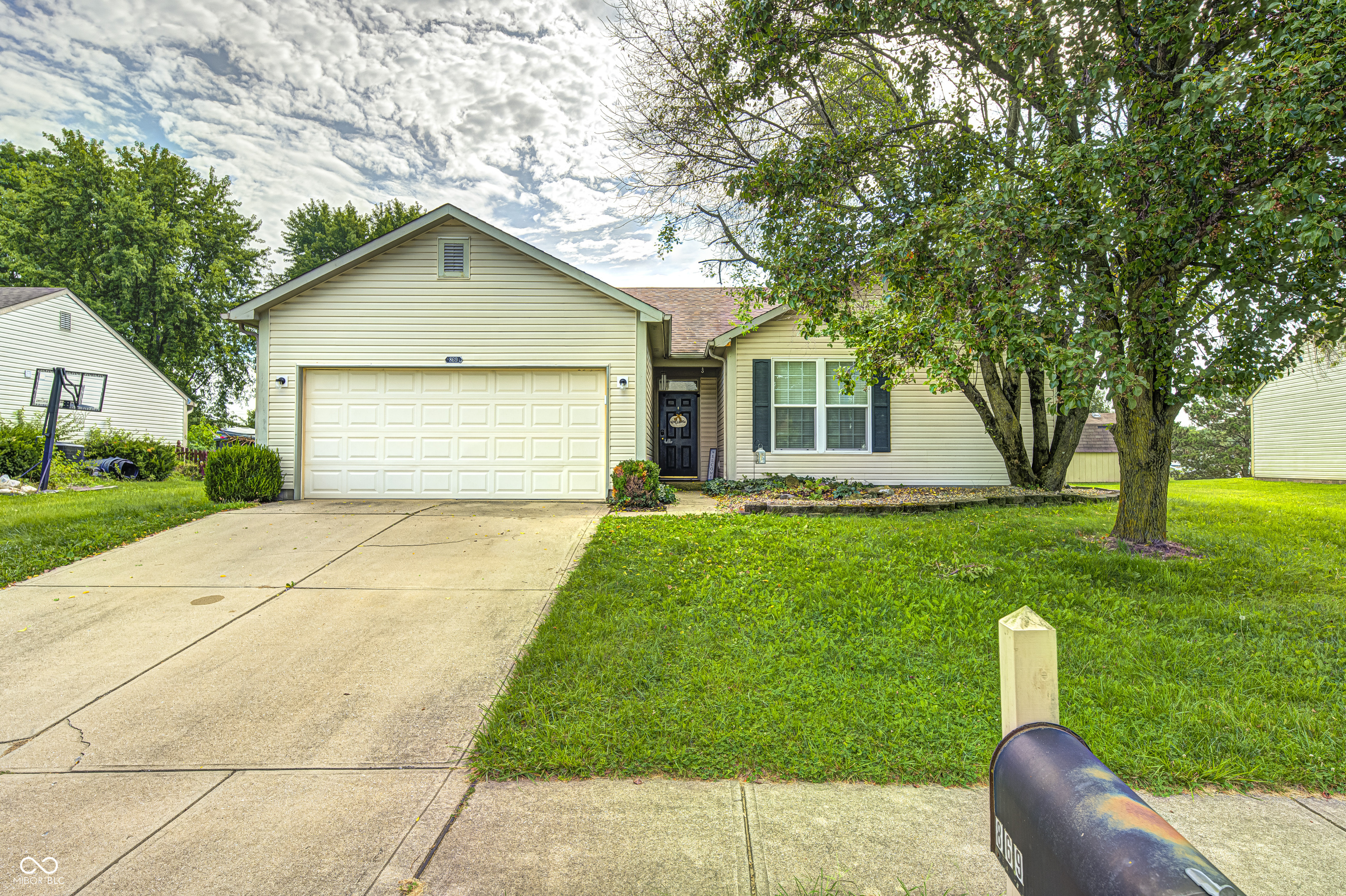 869 Tyne Circle — photo