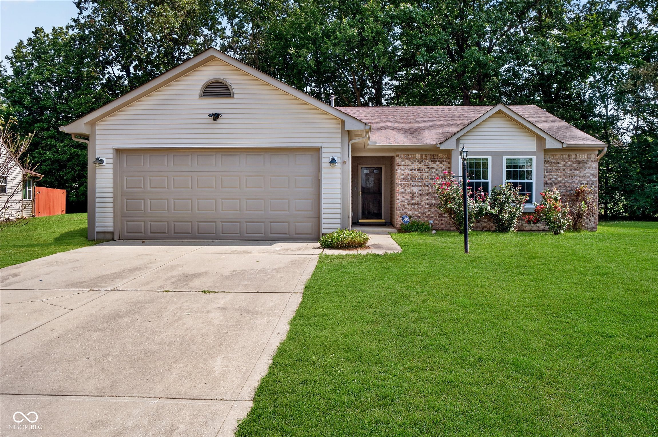 7449 Grandview Drive — photo
