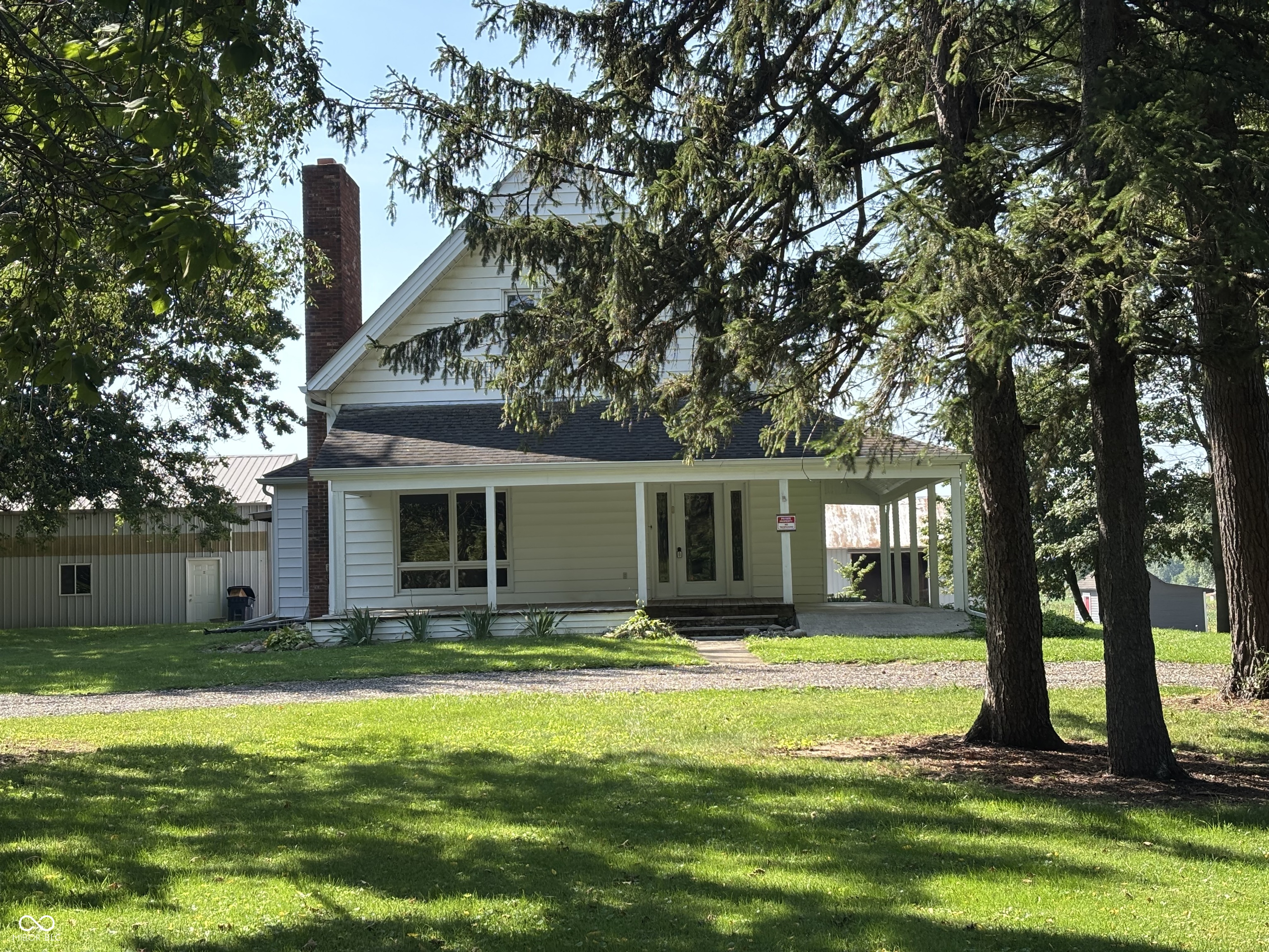 607 E Broad Street — photo