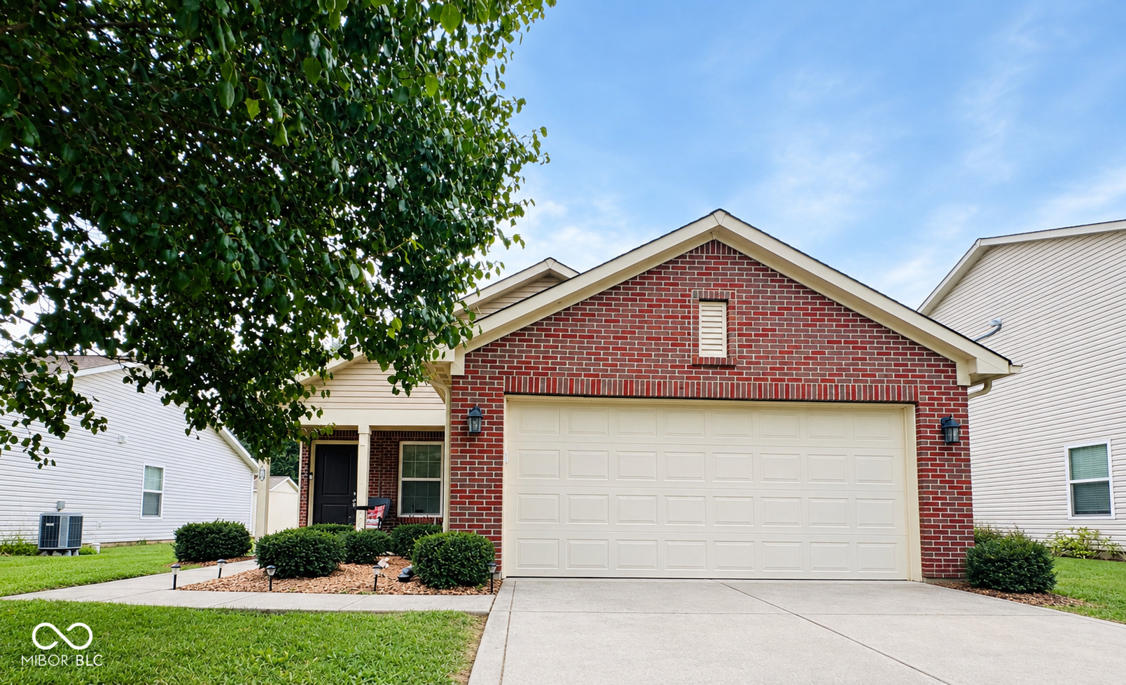 155 Thistlewood Drive — photo
