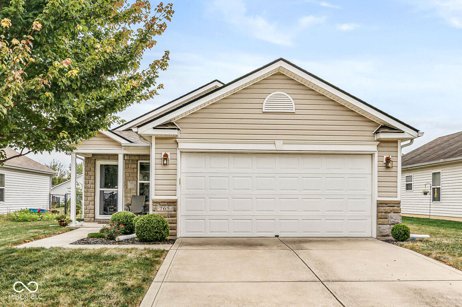 765 Sunvista Drive — photo