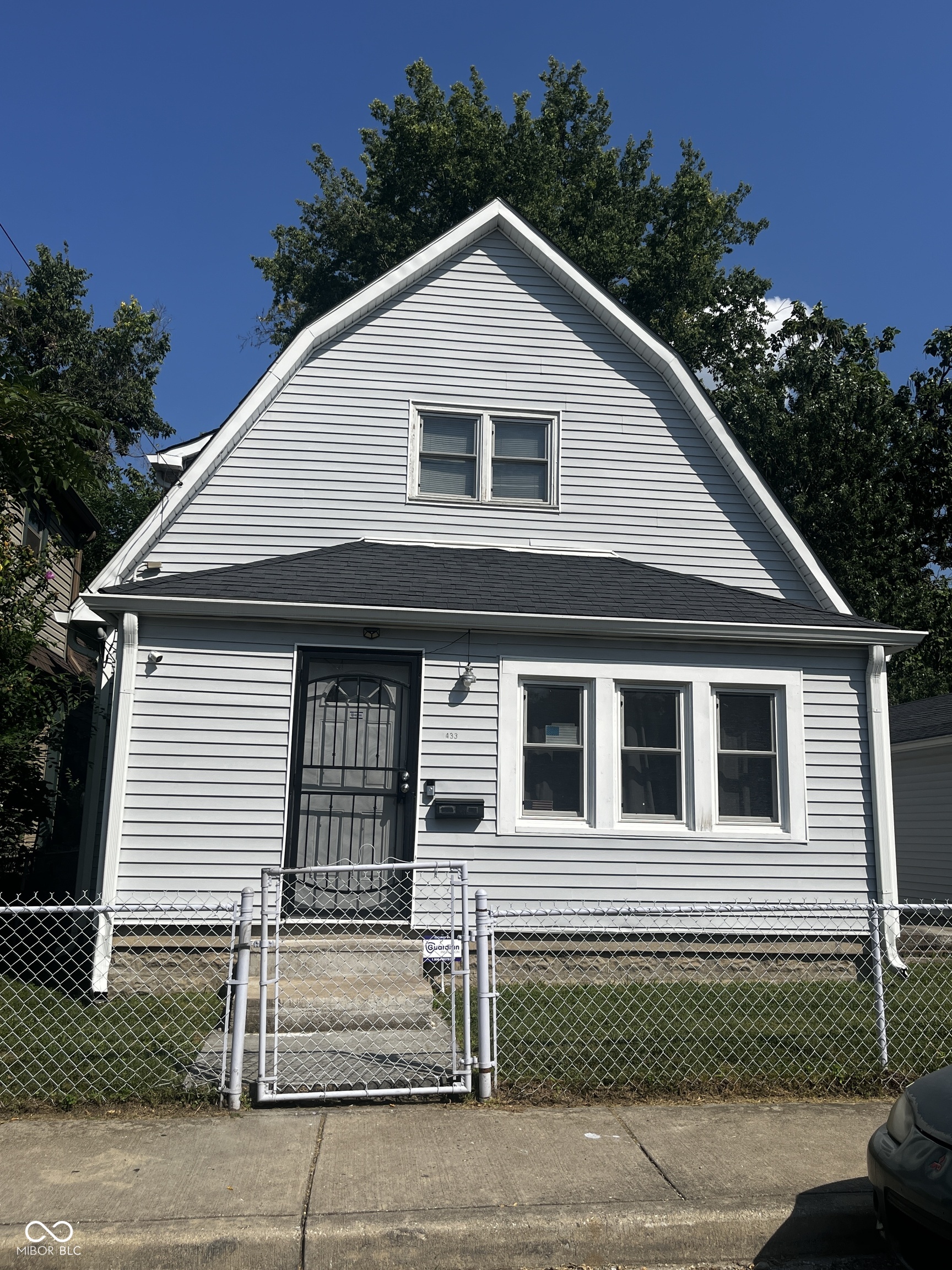 1433 Charles Street — photo