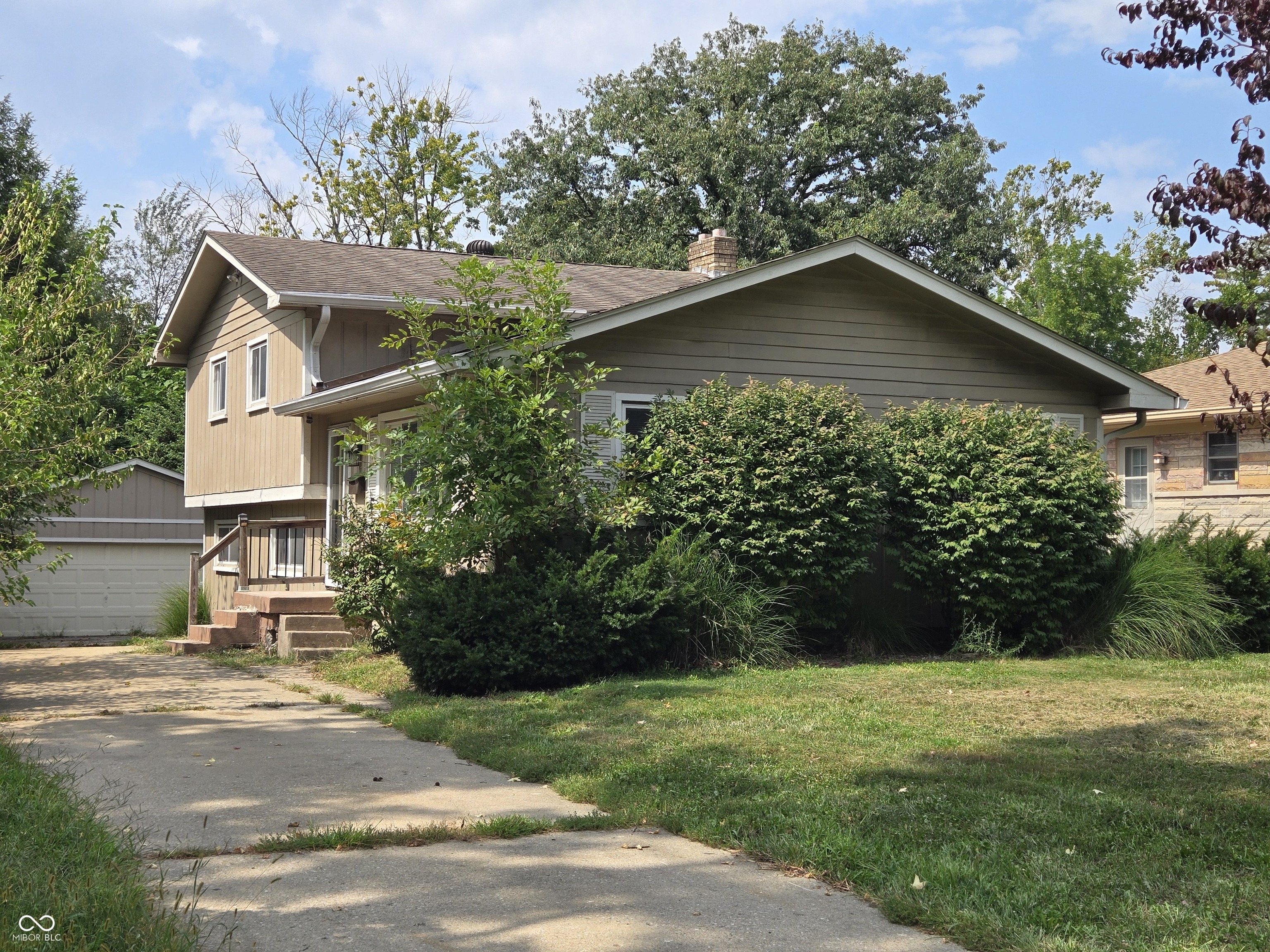 222 N Eaton — photo