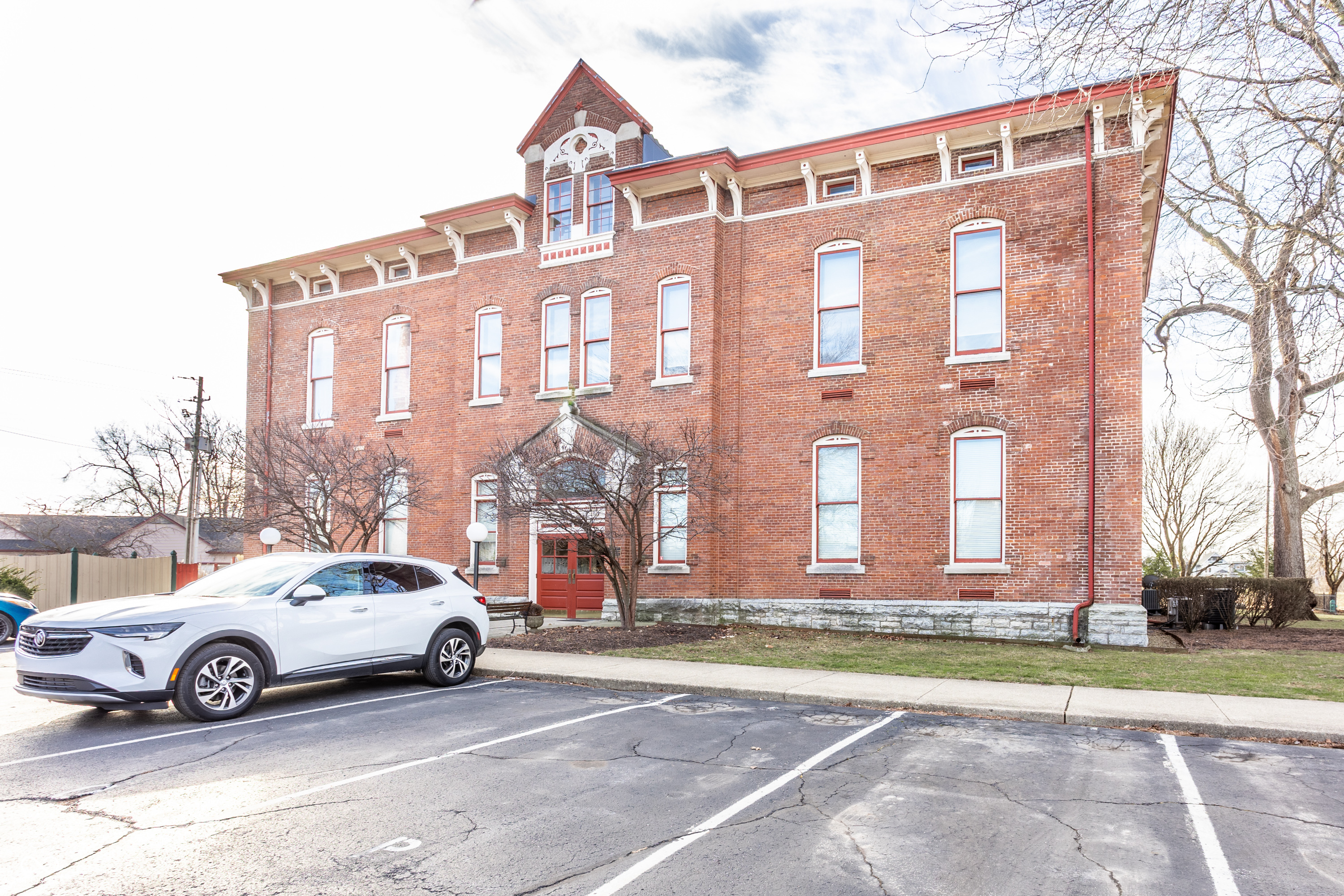 713 Buchanan Street Apt 13 — photo