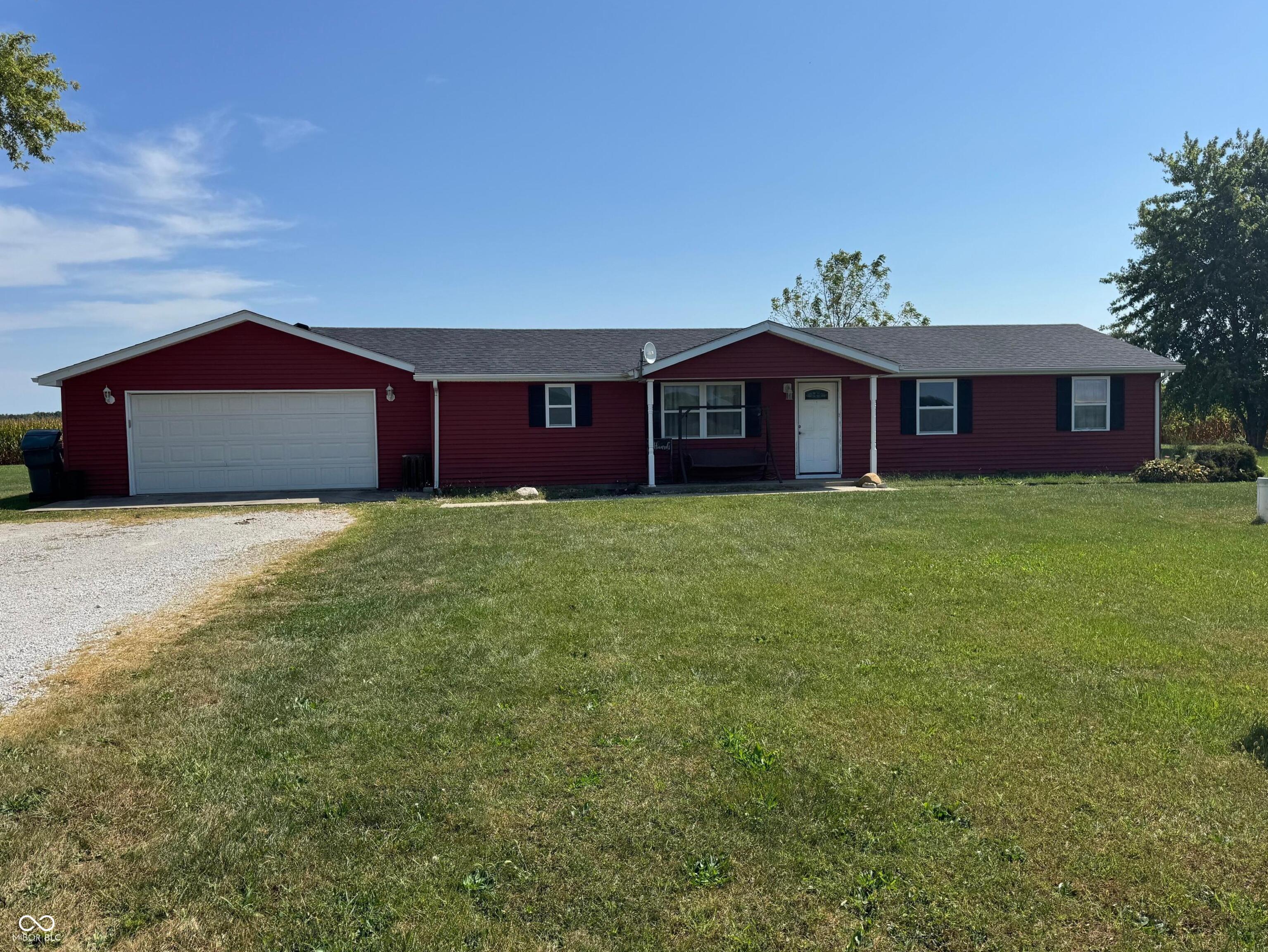 3684 S State Road 47 — photo
