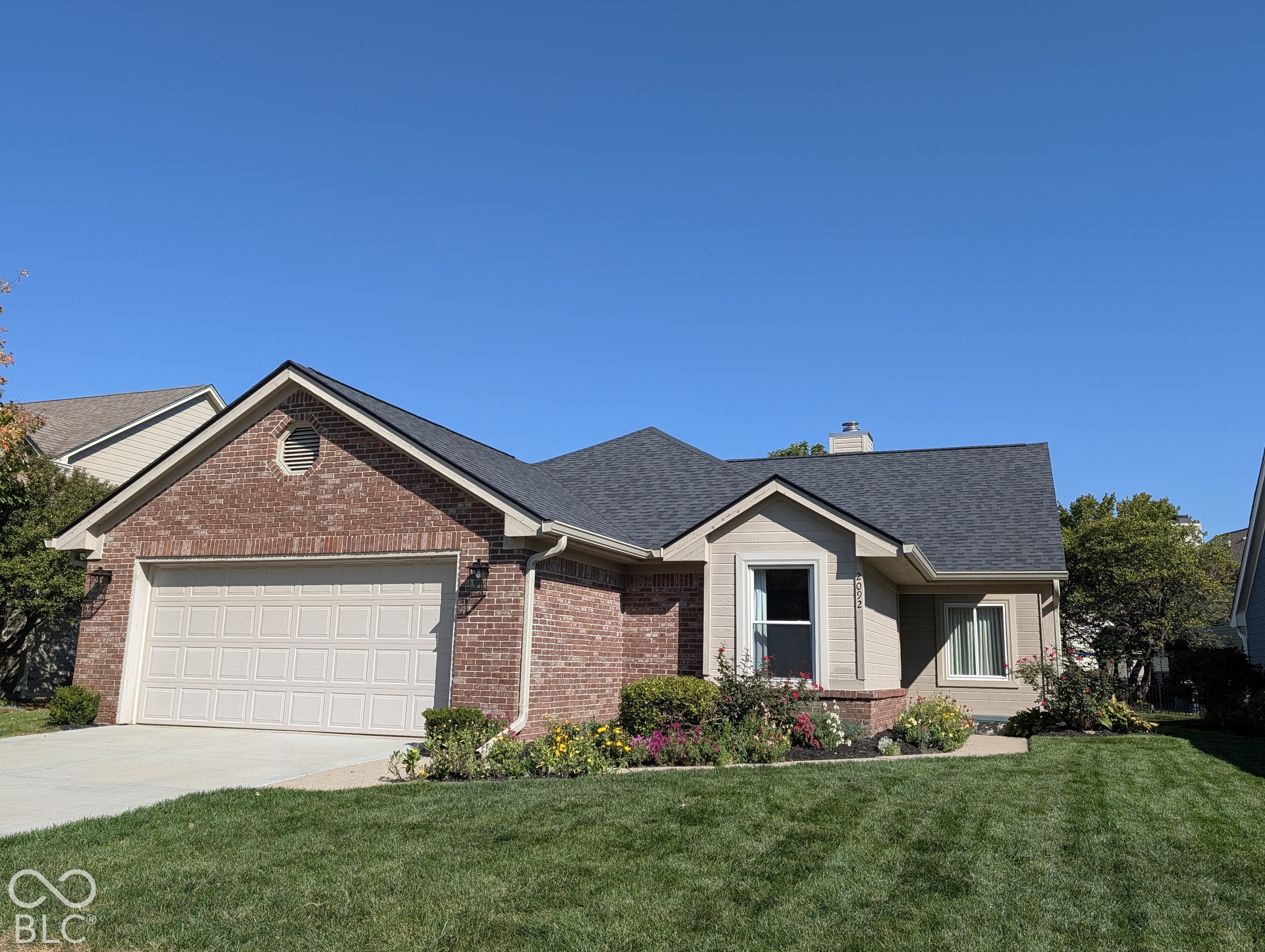 2092 Hodges Drive — photo