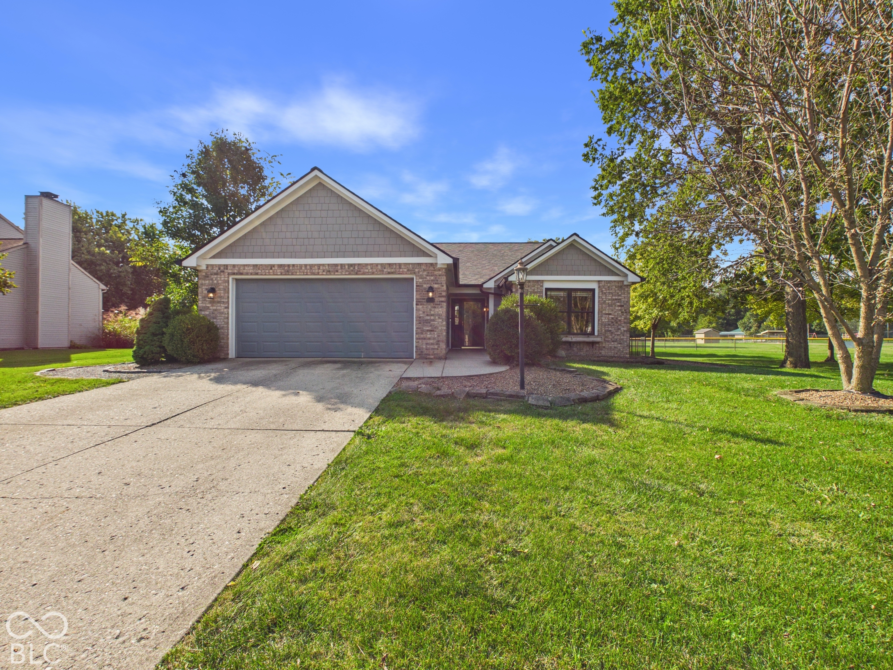 8801 Harrison Parkway — photo