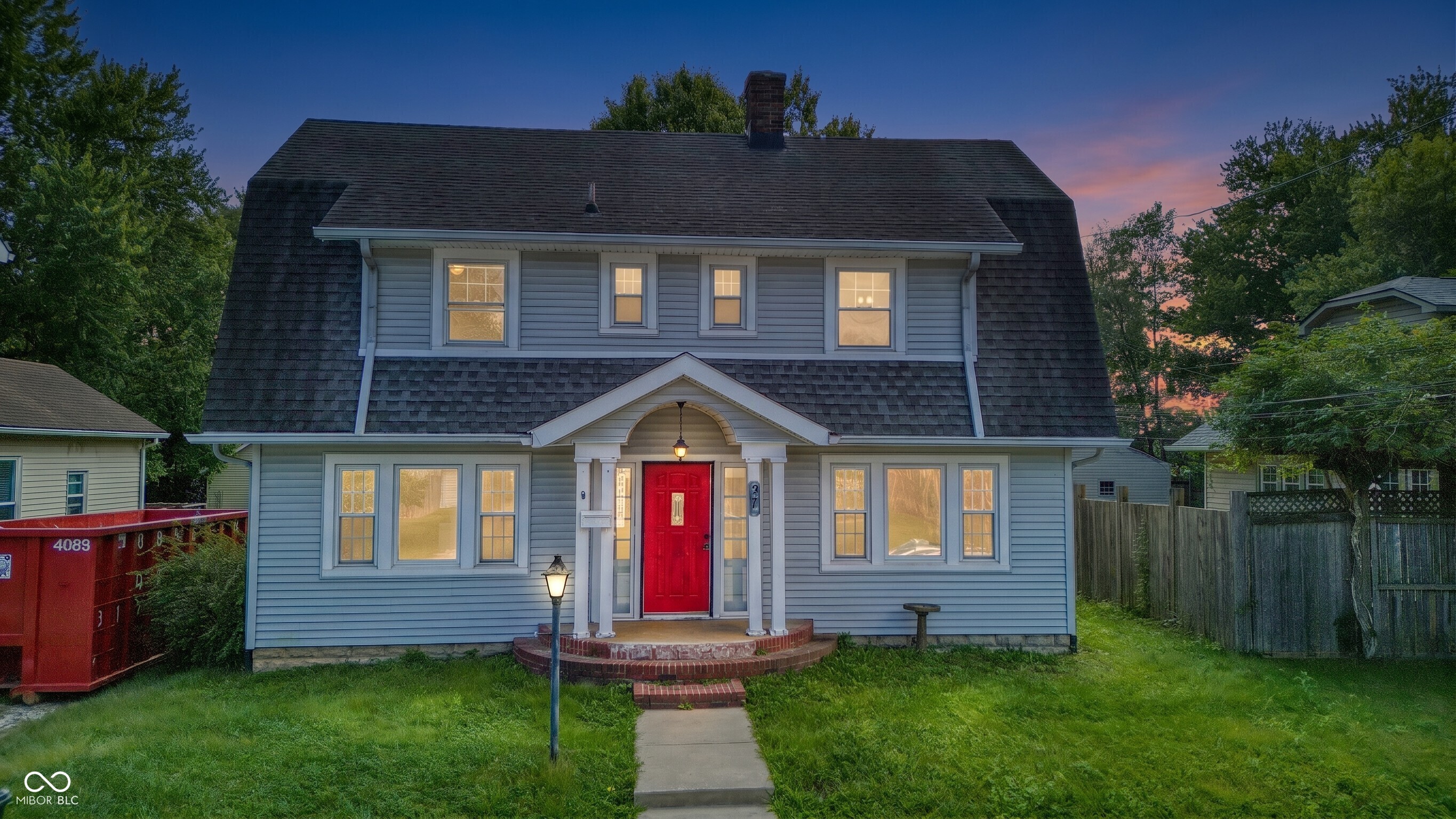 37 W Vermont Street — photo