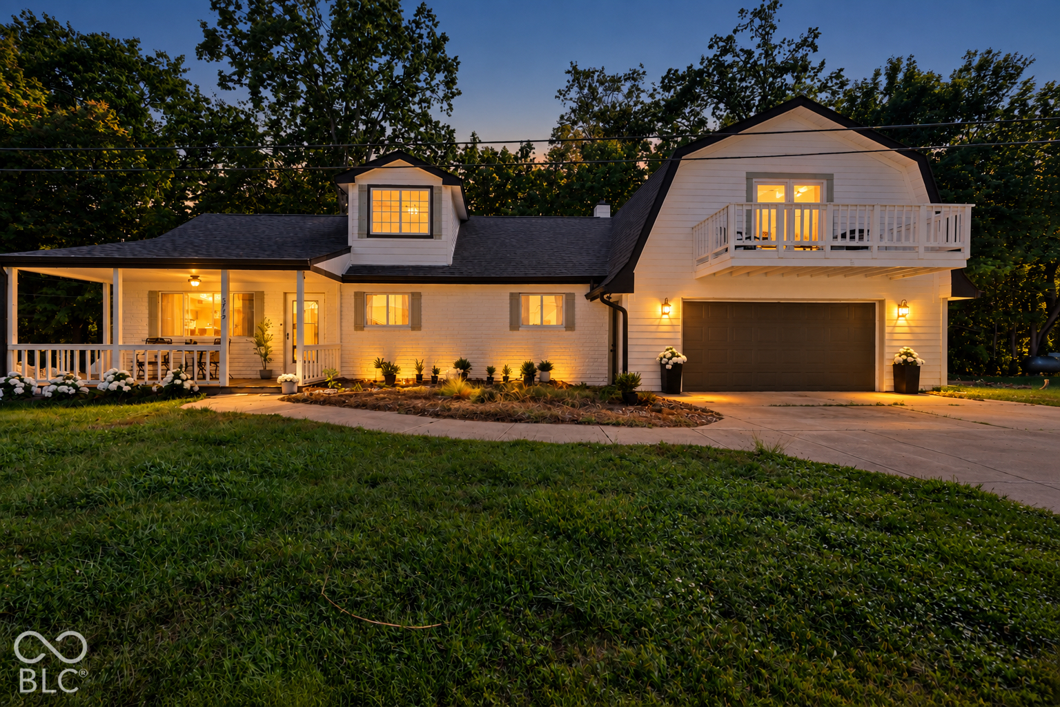5739 Paradise Drive — photo