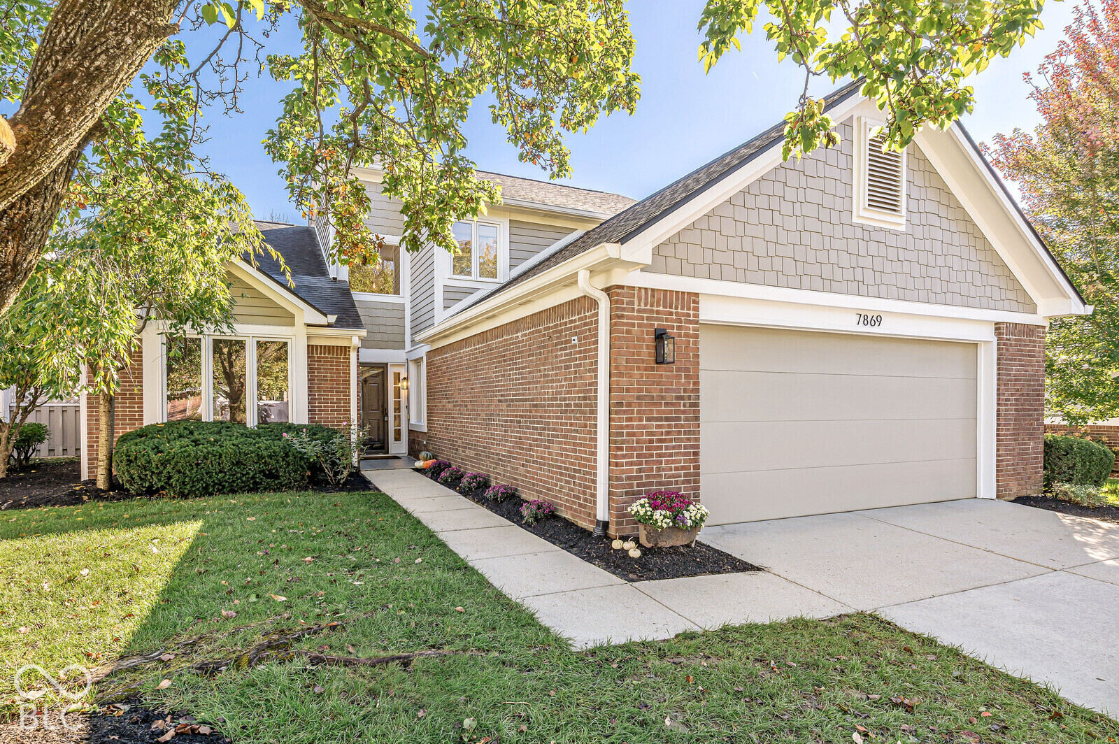 7869 Clearwater Parkway — photo