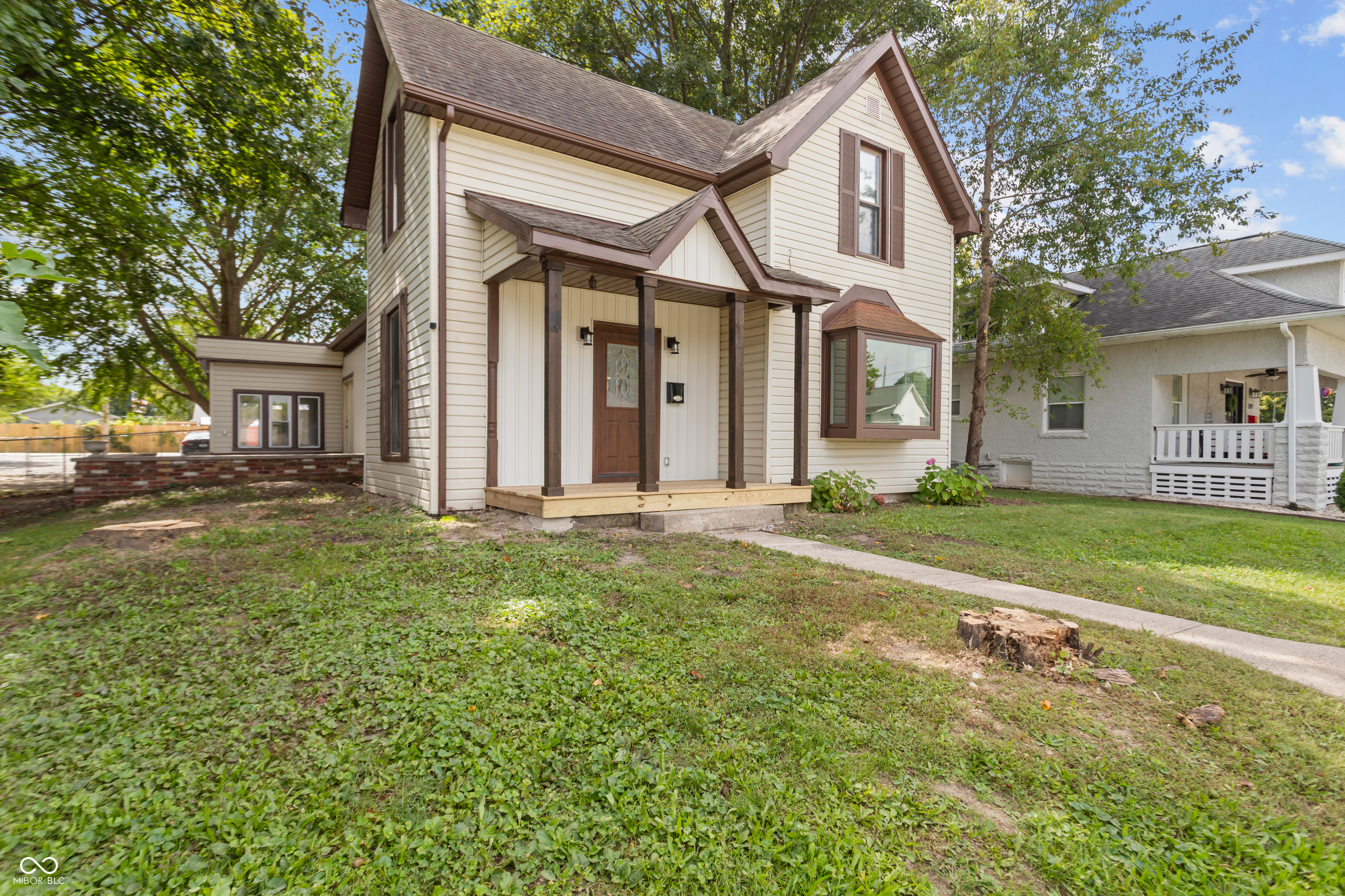 709 E Main Street — photo