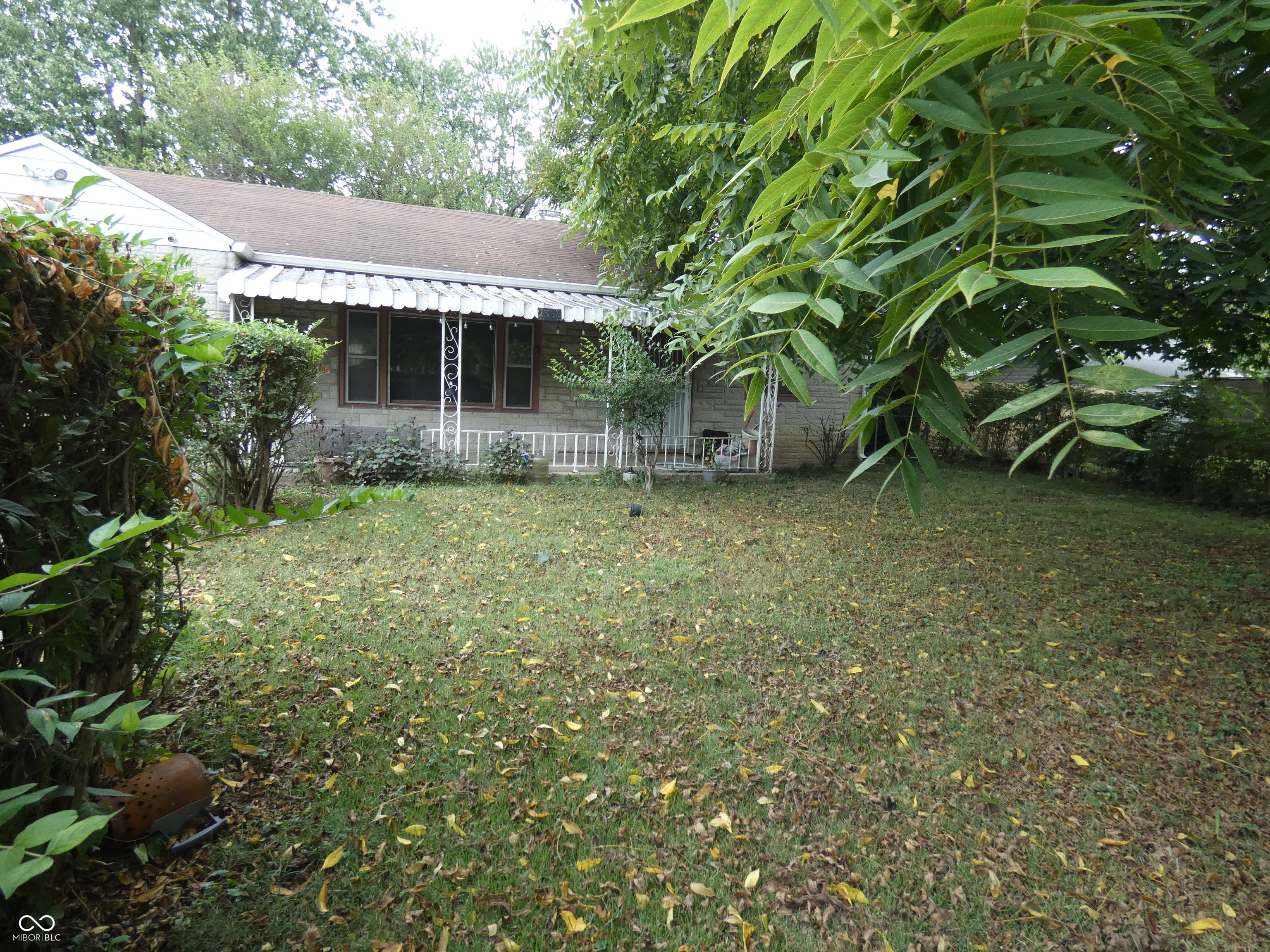 2338 Magnolia Place — photo