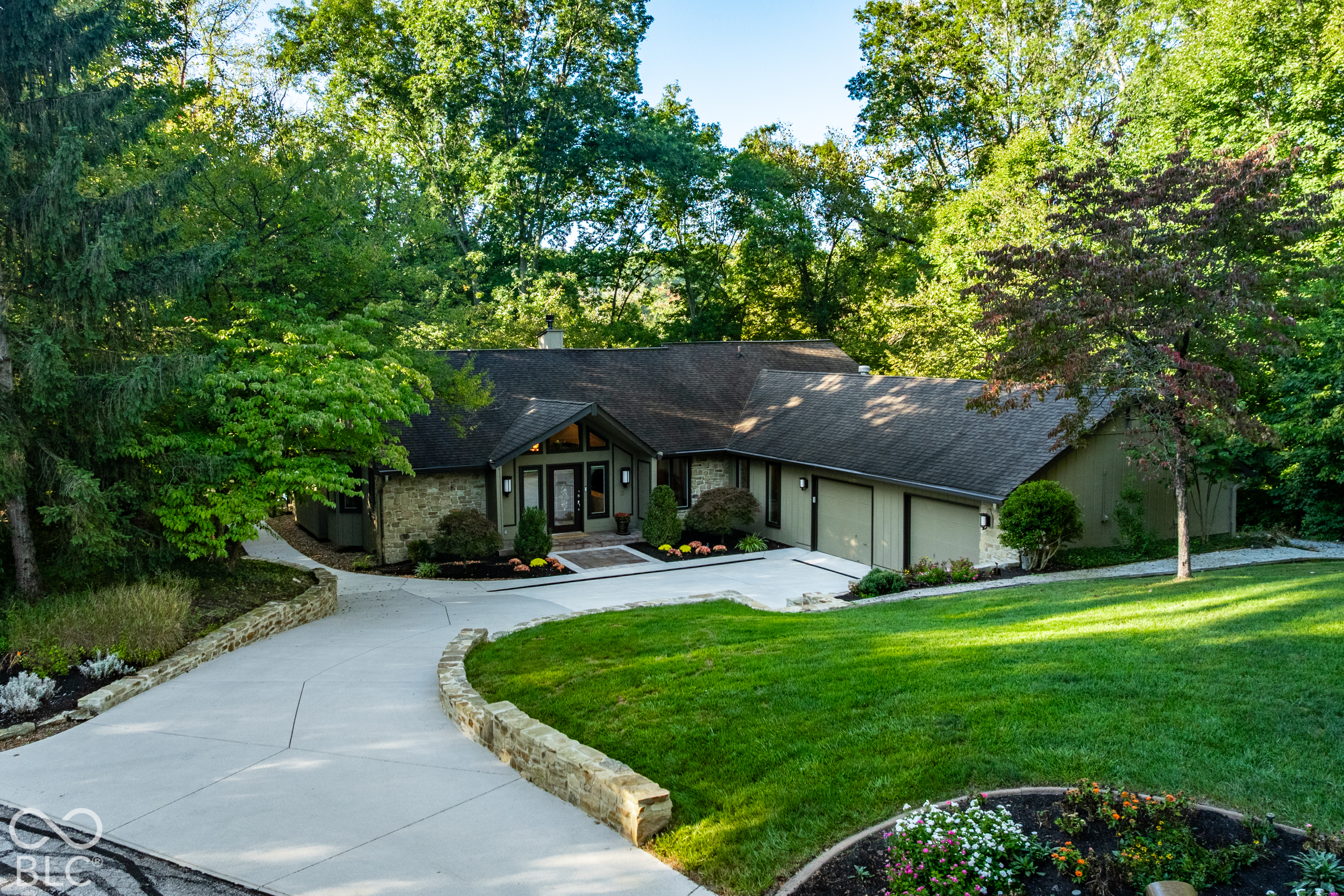 4416 Lakeridge Drive — photo