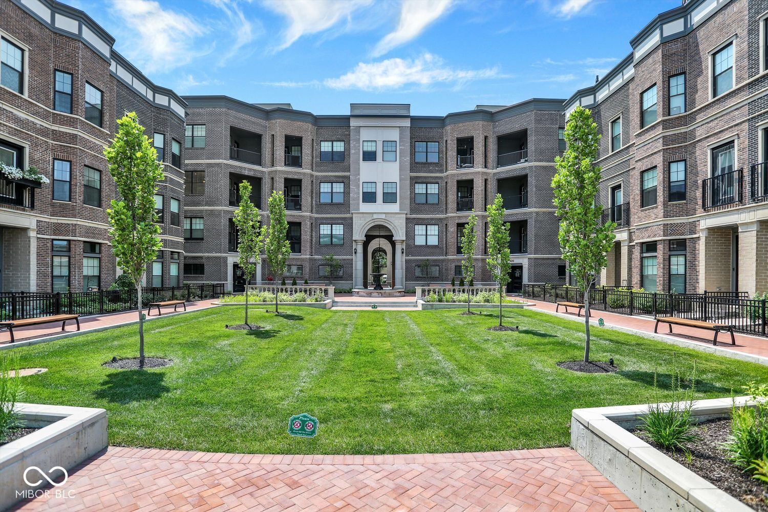 920 Veterans Way Unit 304 — photo