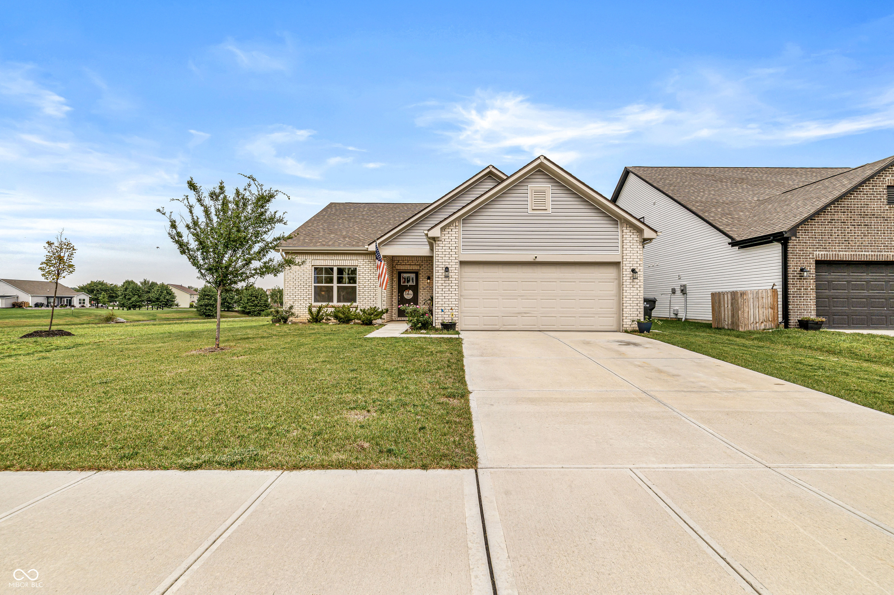 143 Winding Brook Way — photo