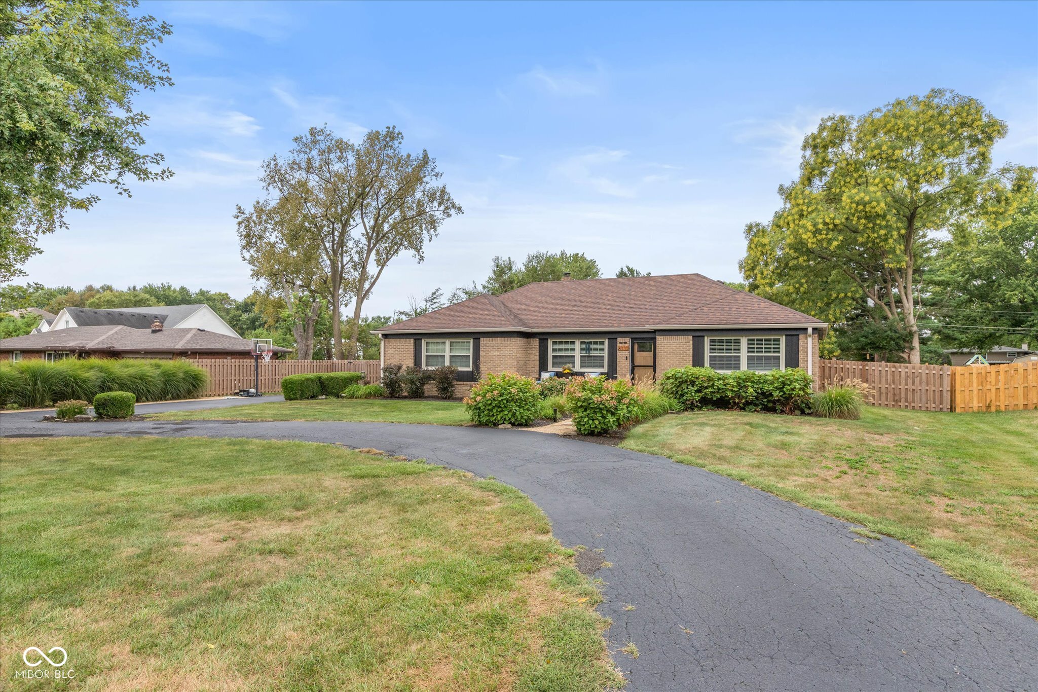 6330 McFarland Road — photo