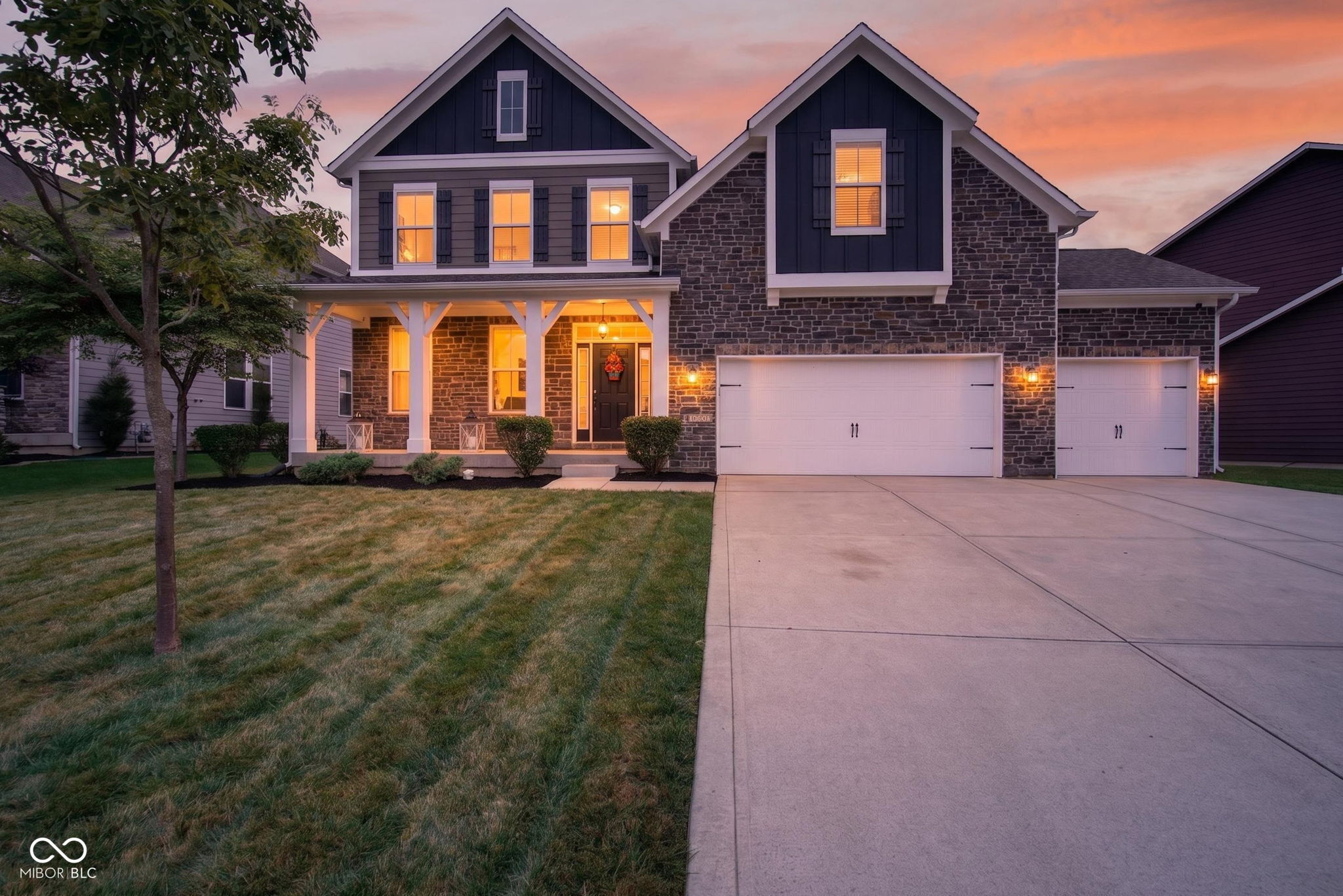 10608 Kensington Lane — photo