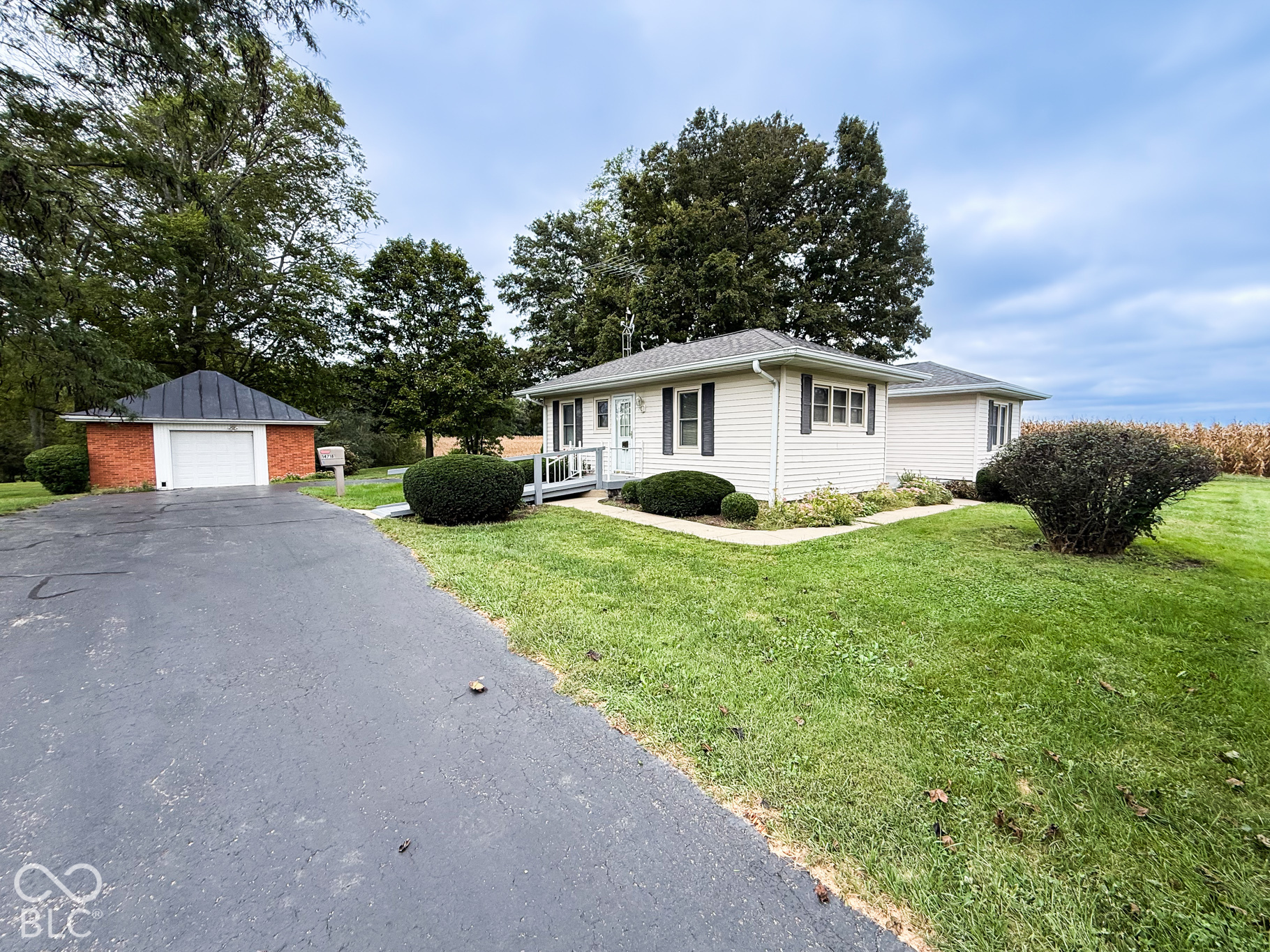 14718 N State Road 9 — photo