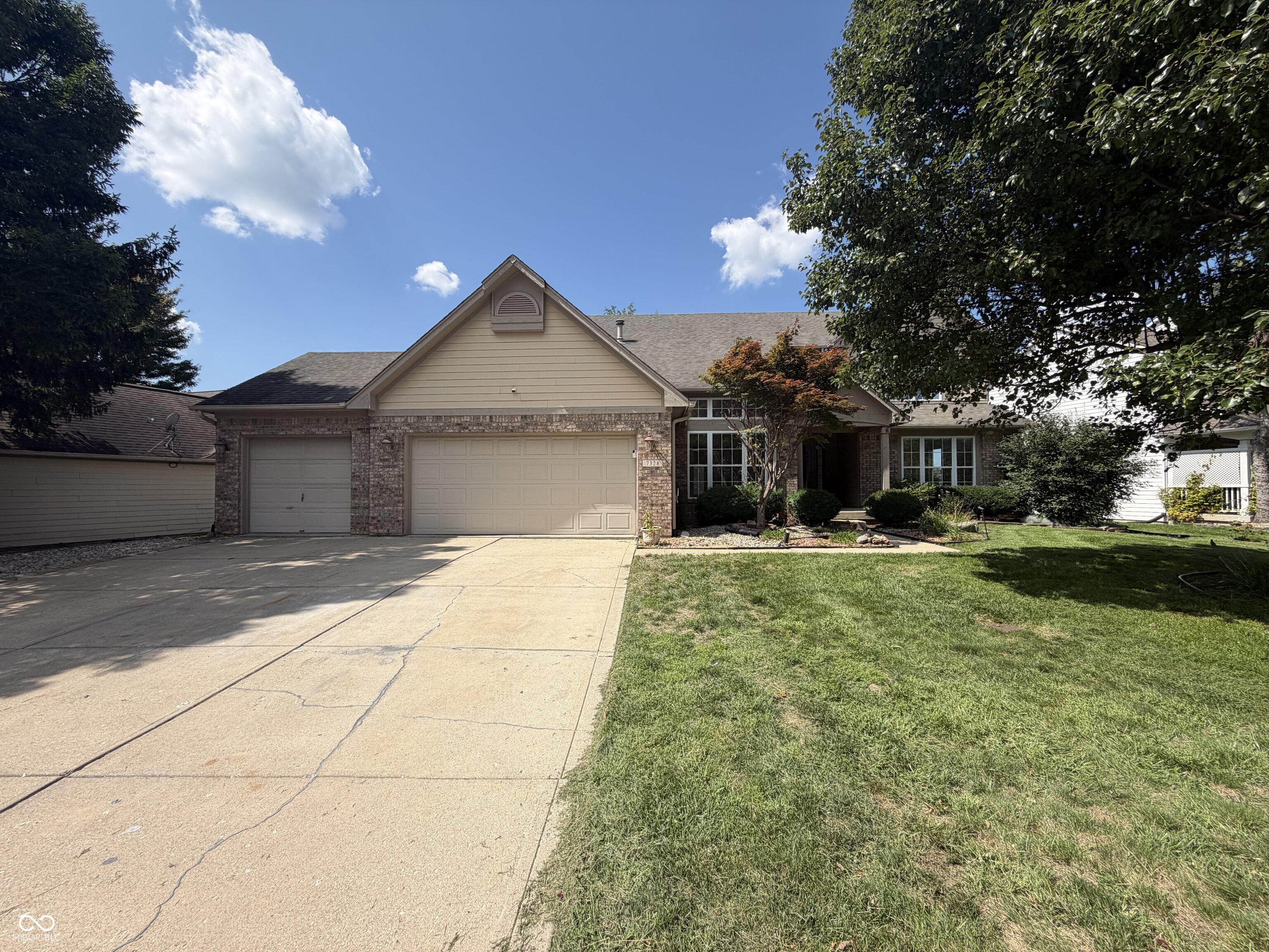 7328 Chestnut Hills Boulevard — photo