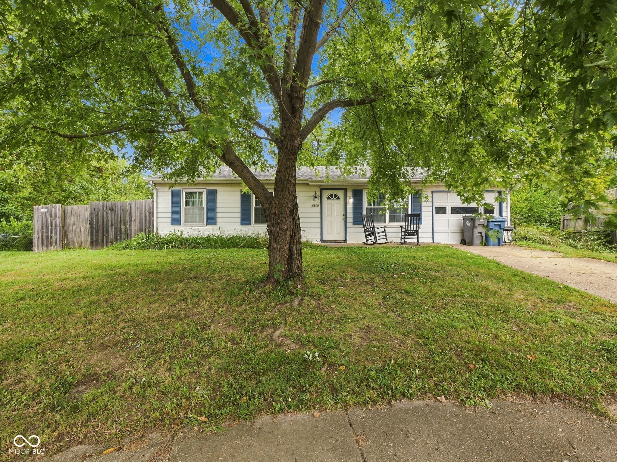 4214 Phoenix Drive — photo
