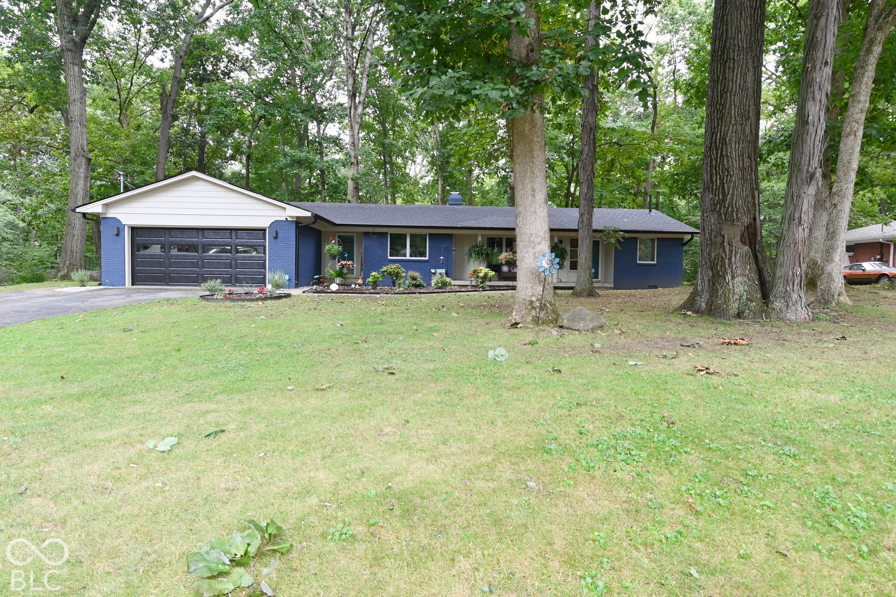 3755 Tade Lane — photo