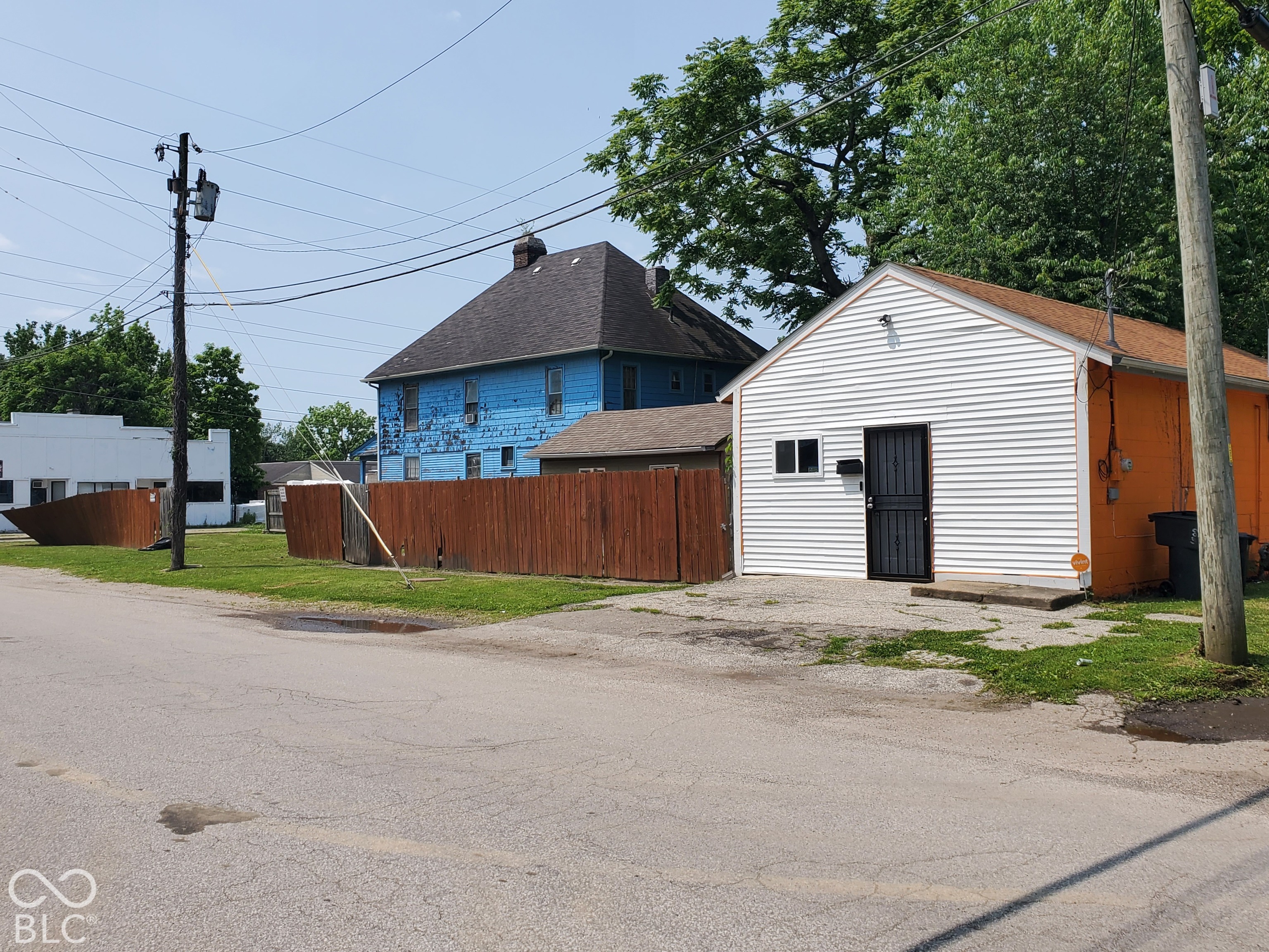1304 W 30 Street — photo