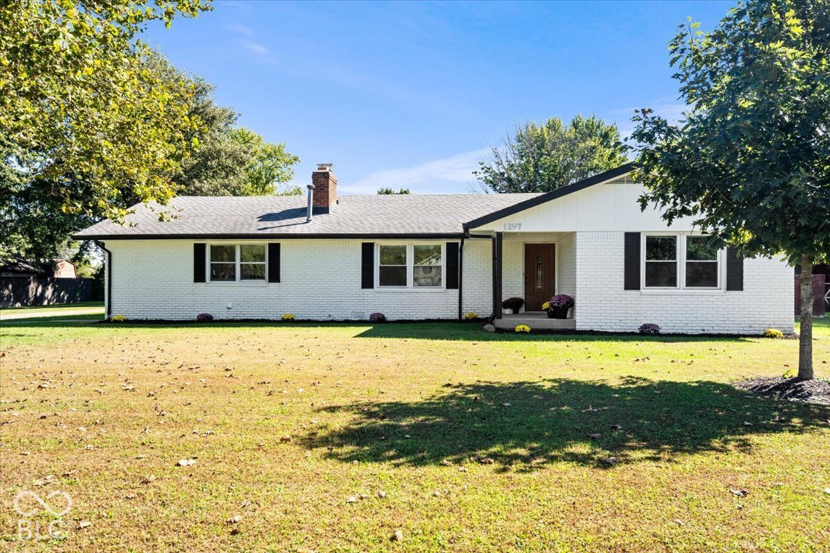 1297 N County Road 475 E — photo