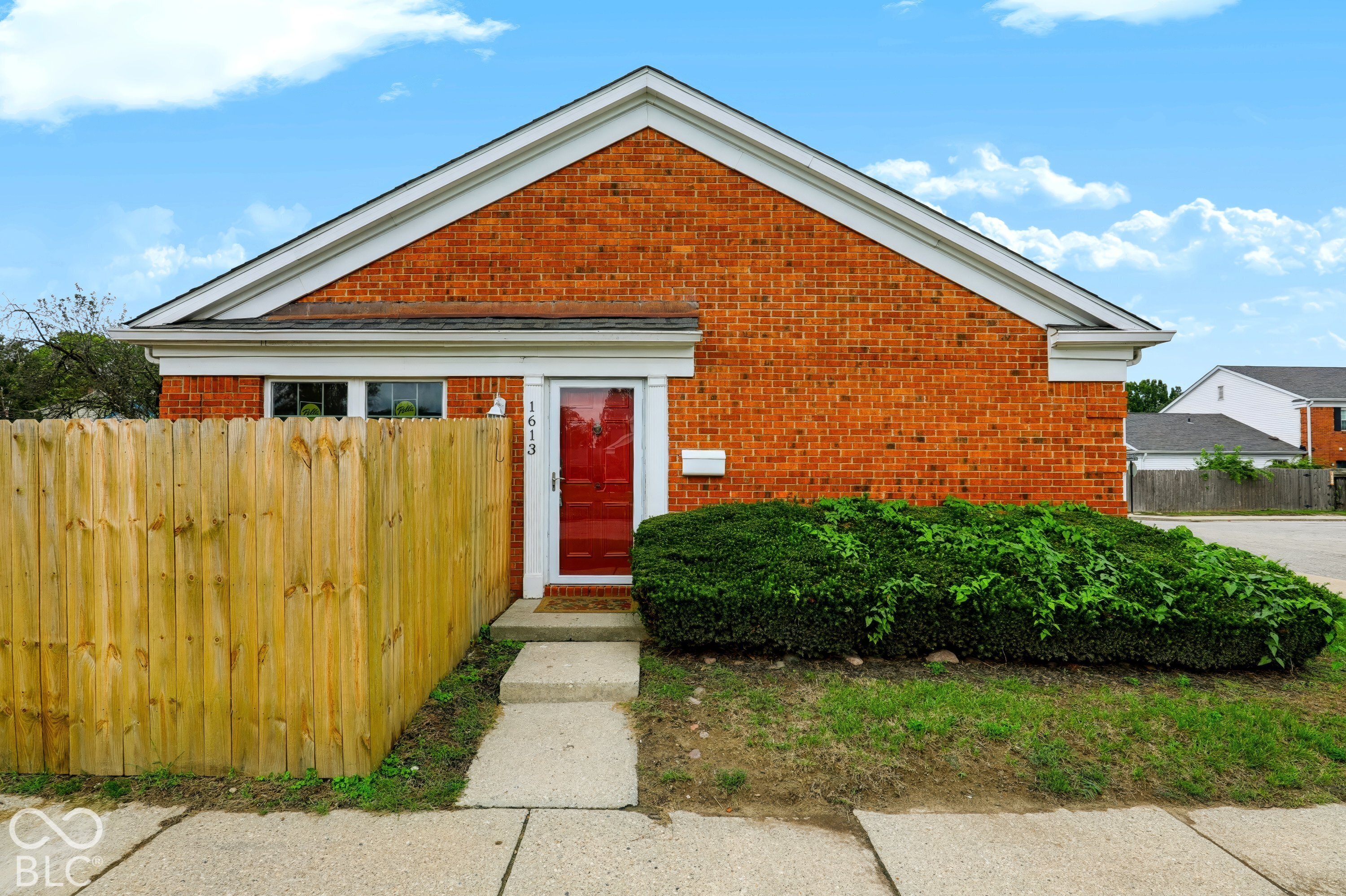 1613 Marborough Lane — photo