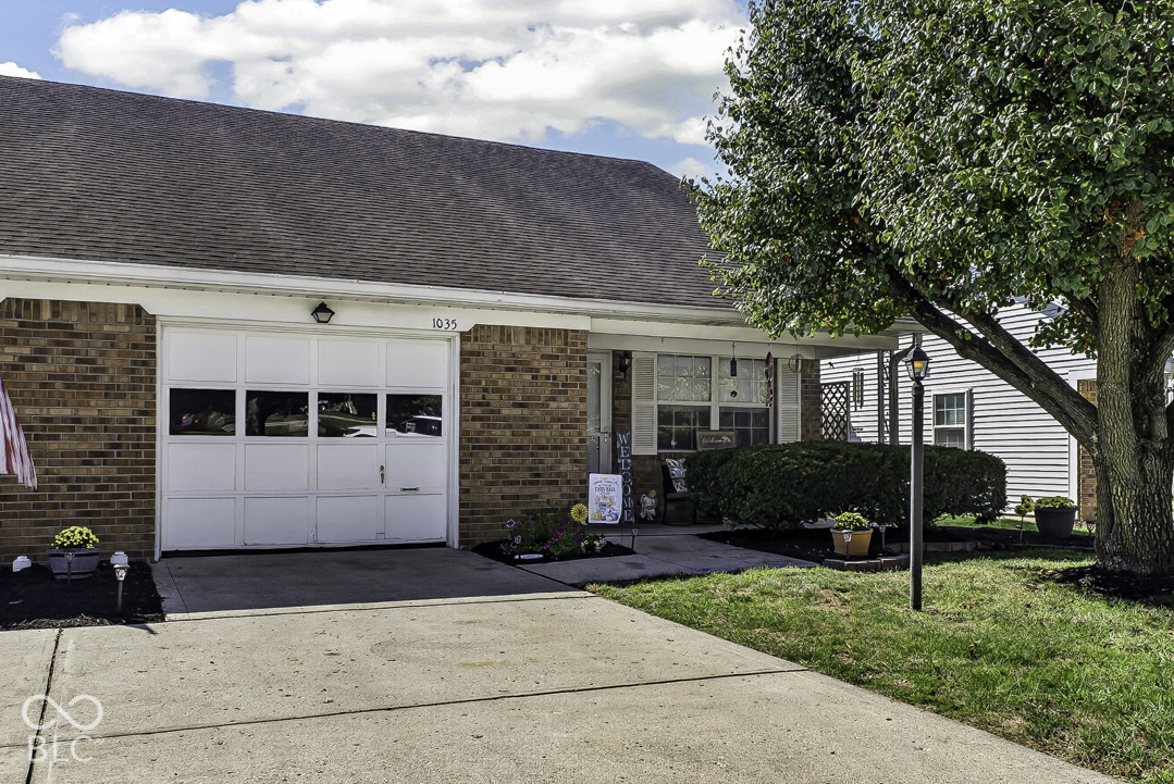 1035 Ina Circle — photo