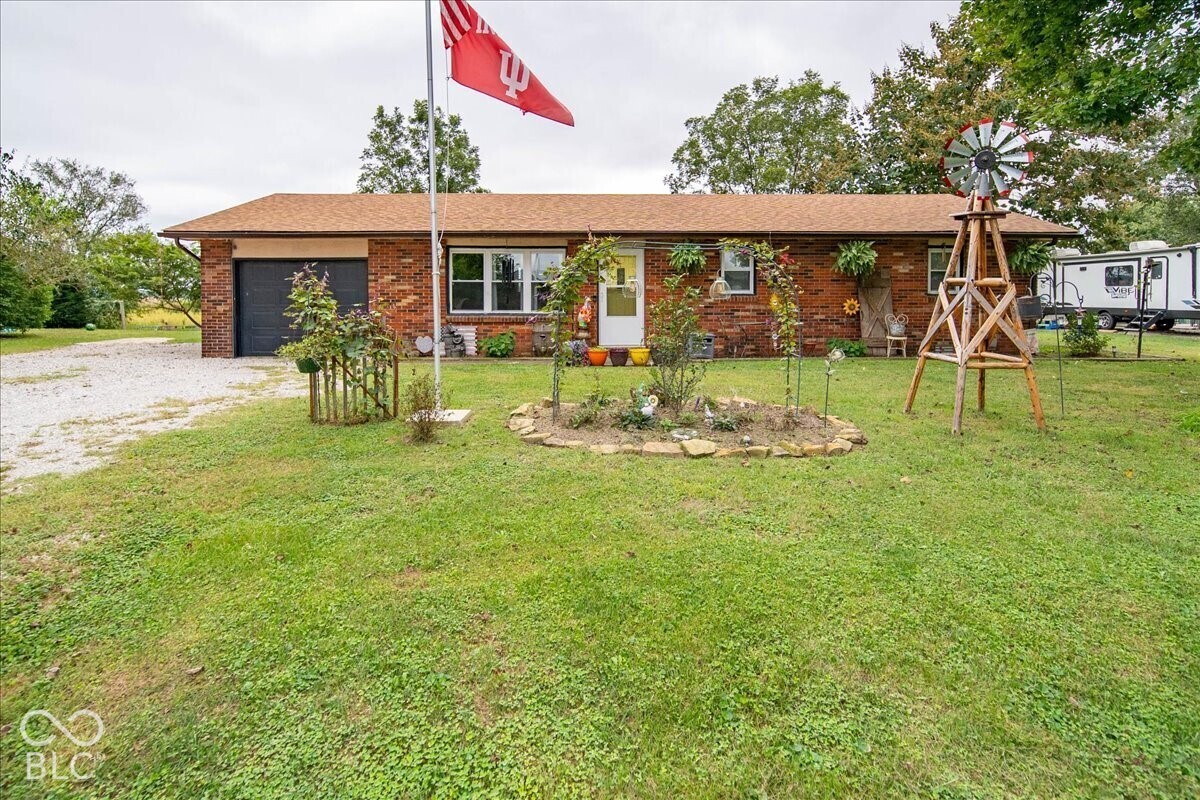 3603 E Gore Street — photo