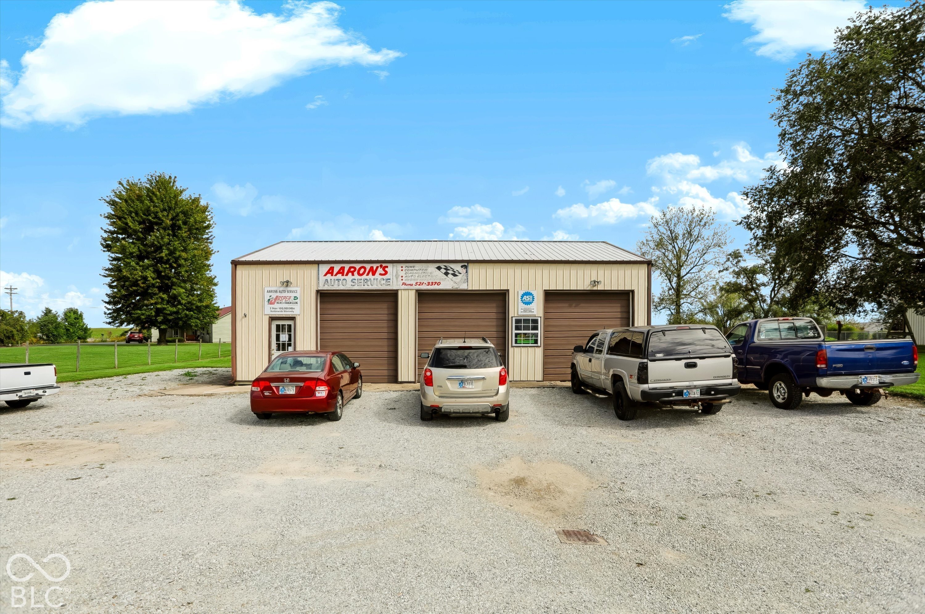 3806 S State Road 3 — photo