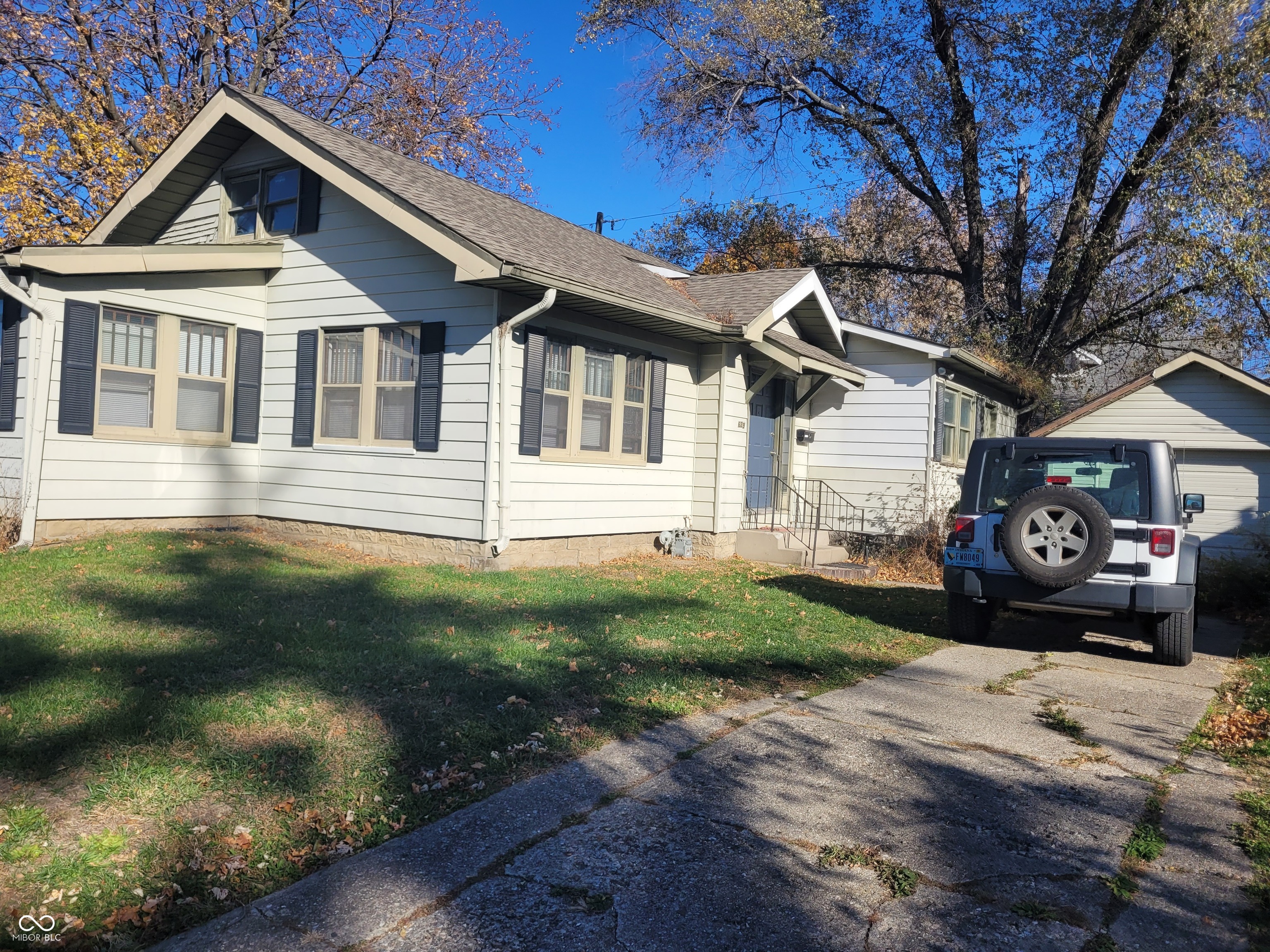 629 Carlyle Place — photo