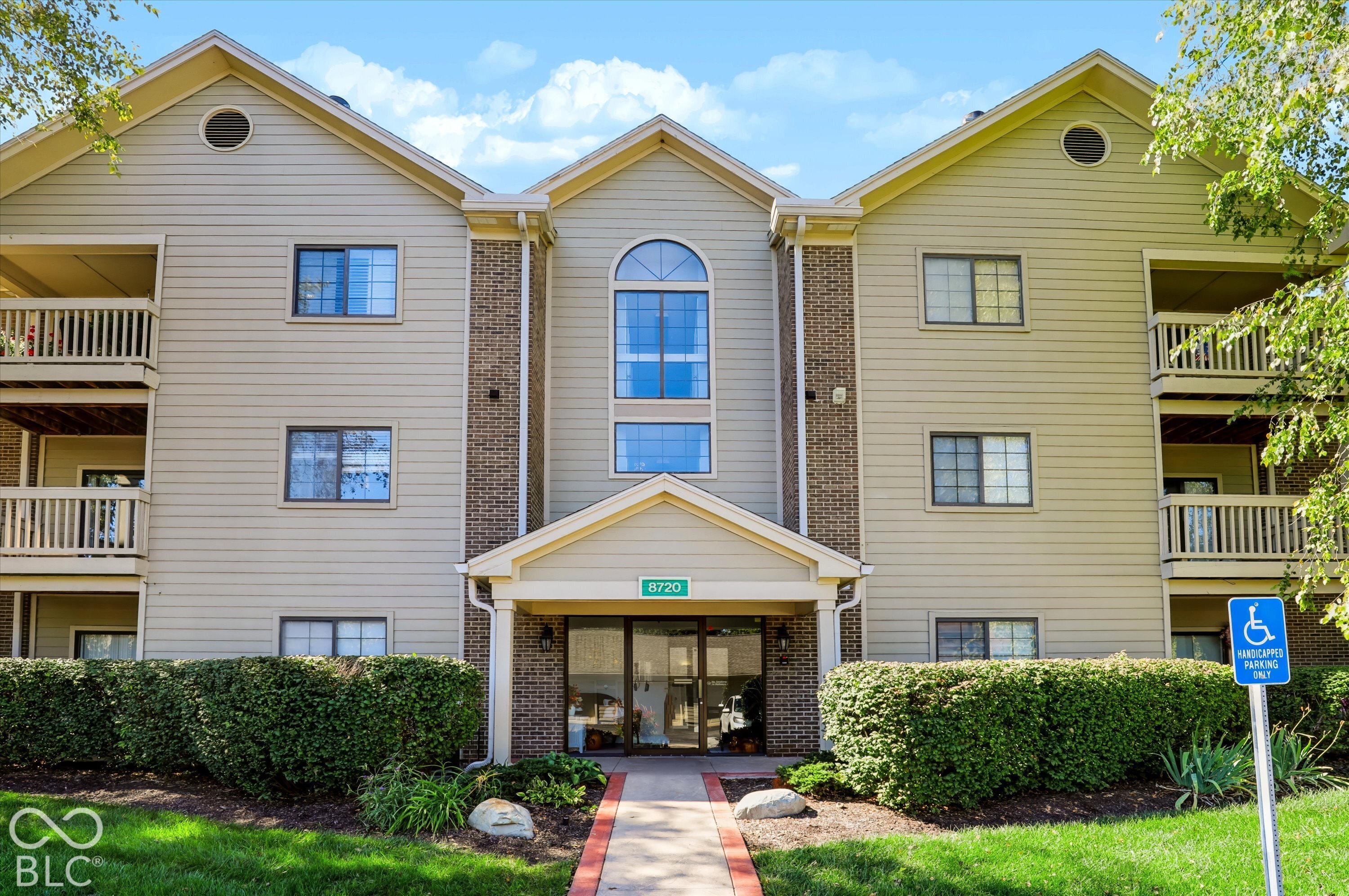 8720 Yardley Court 200 — photo