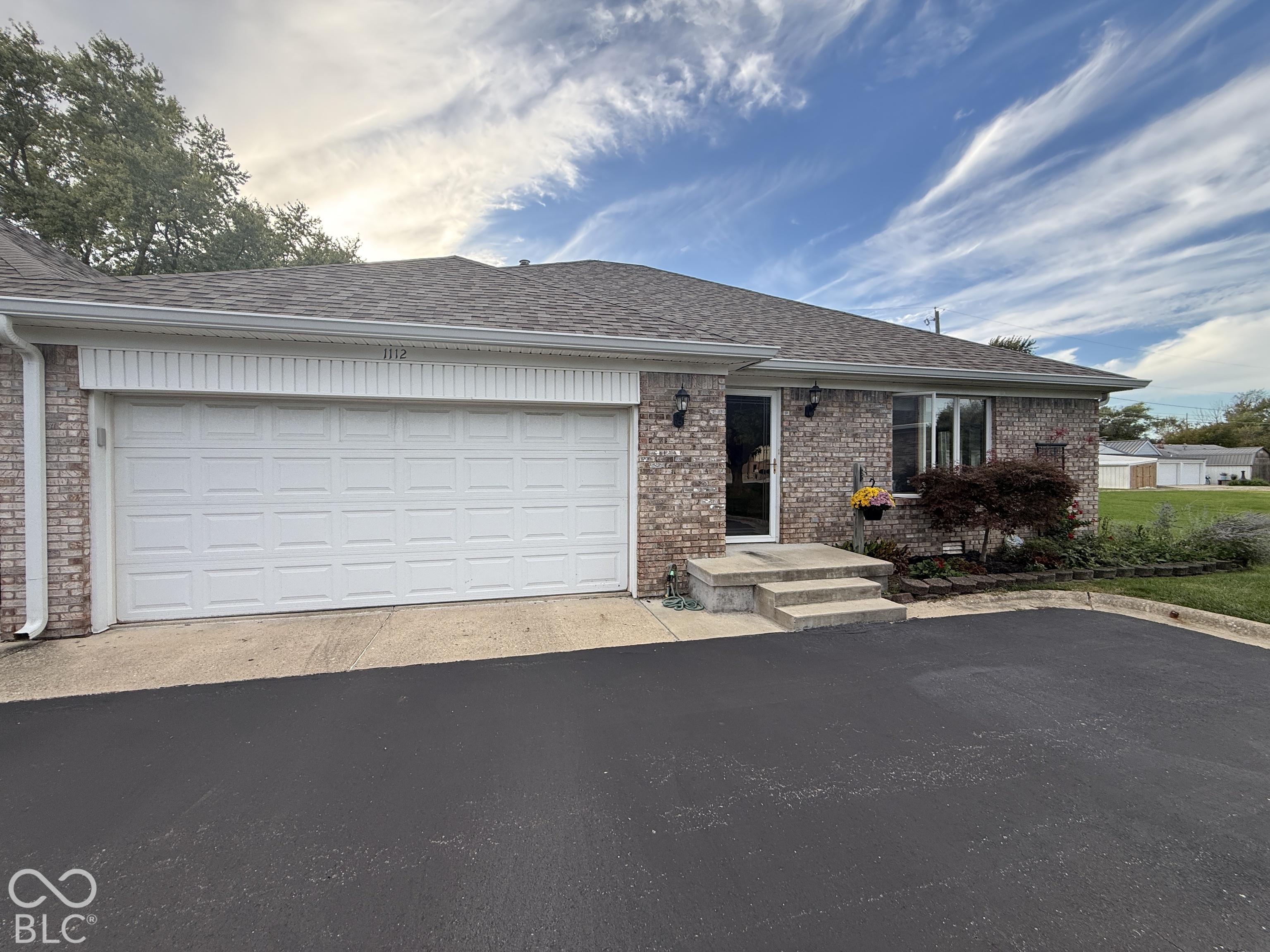 1112 Esplanade Court — photo