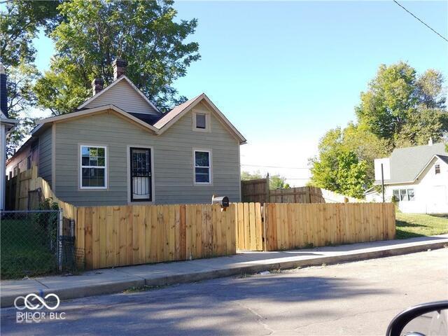 1273 Eugene Street — photo