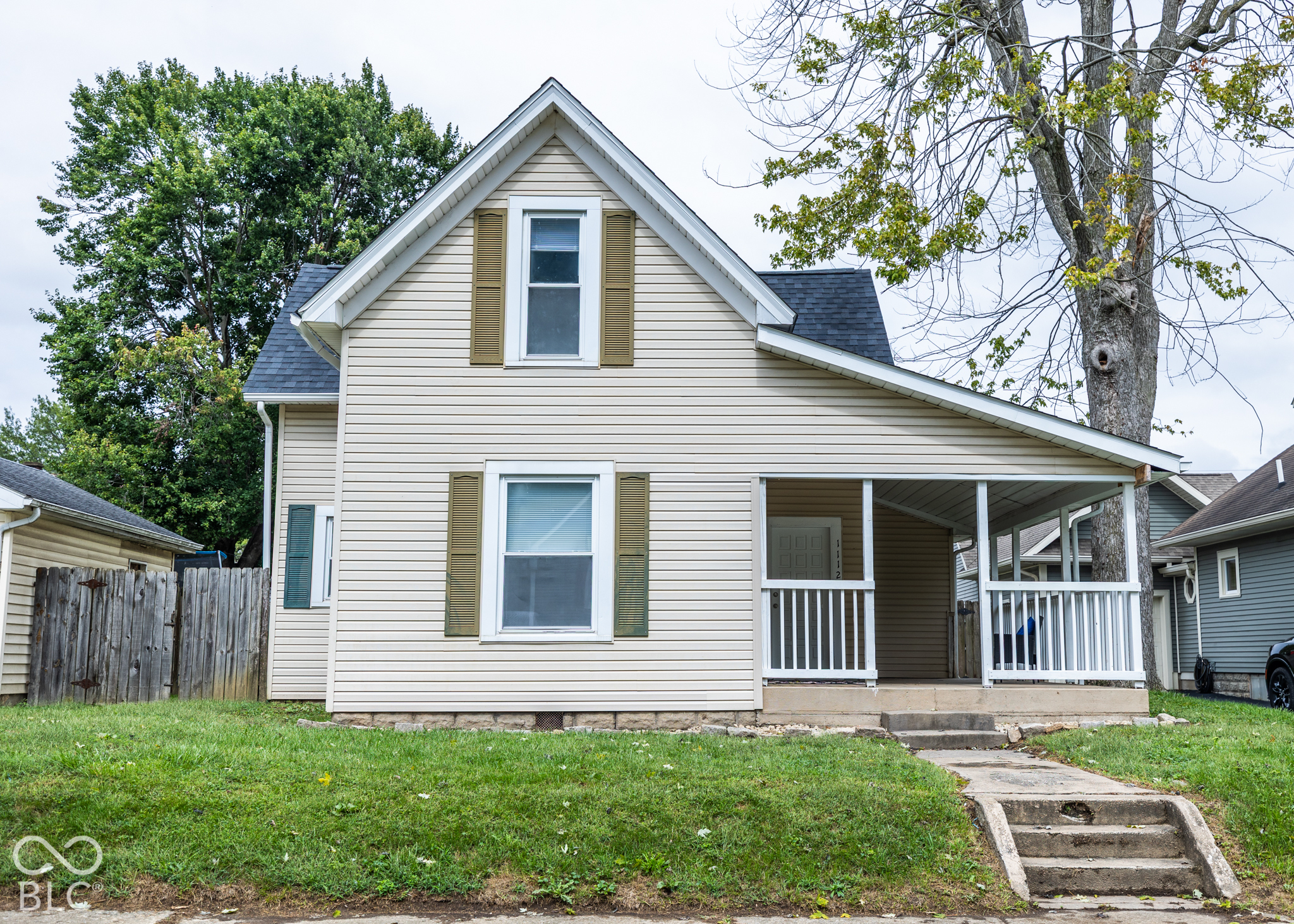 1112 W Maple Street — photo