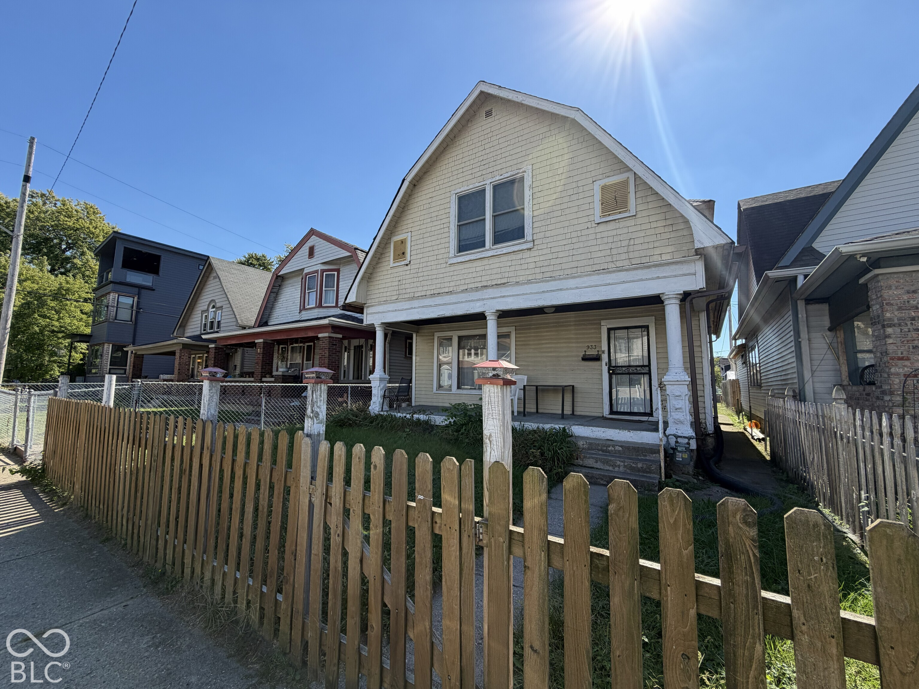 933 E Morris Street — photo