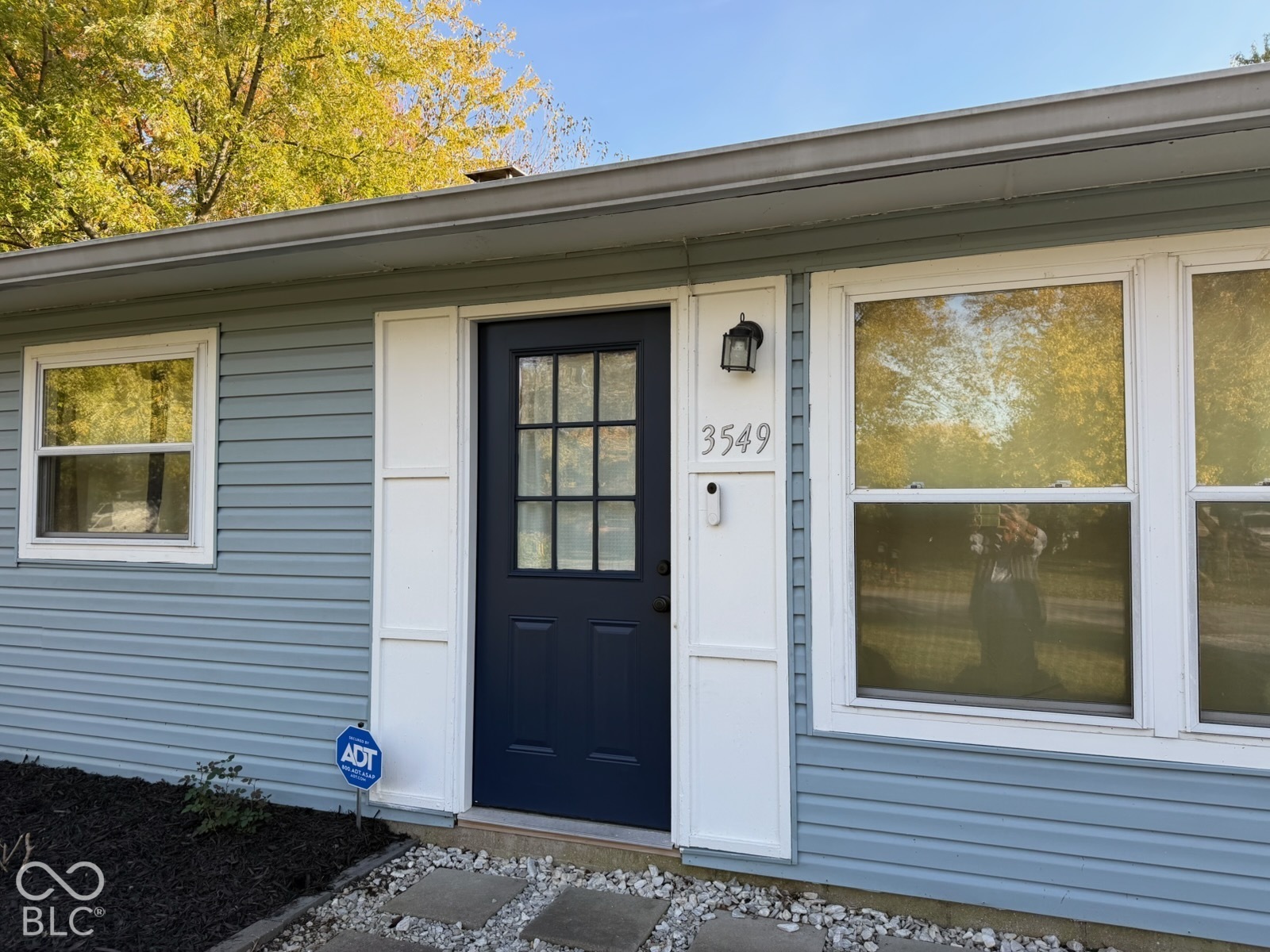 3549 W Murray Street — photo