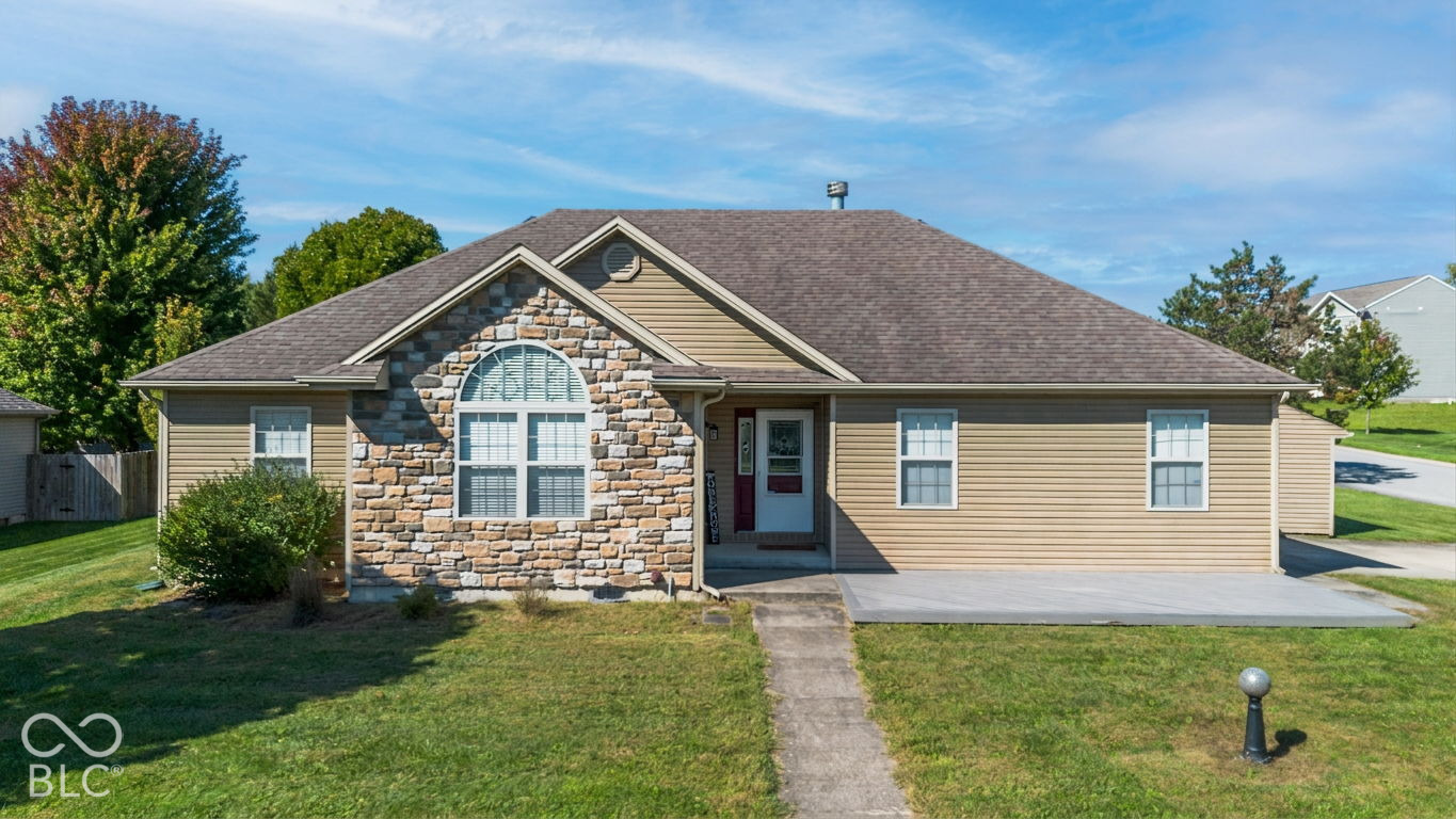 2230 Roaming Hills Drive — photo