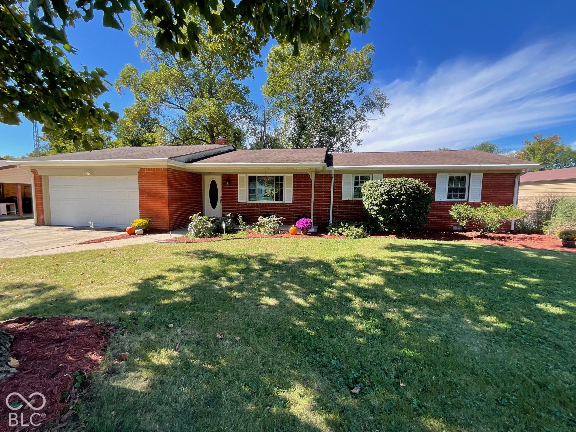 906 Eastwood Drive — photo