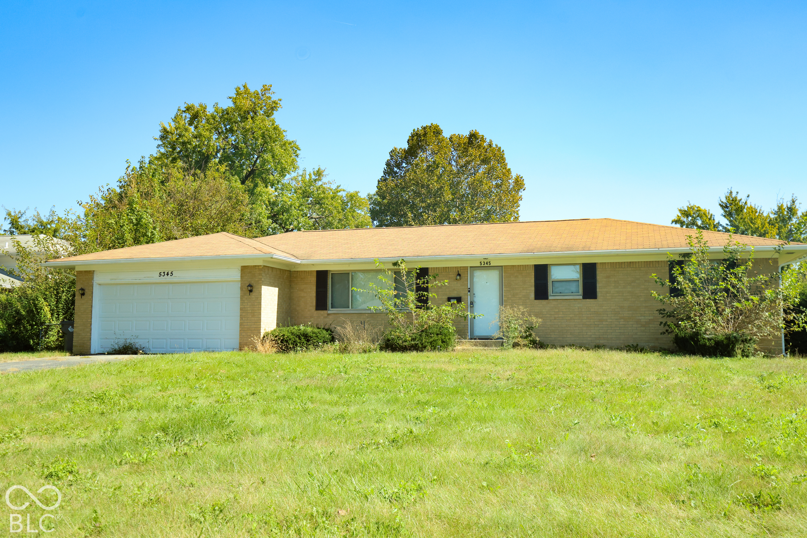 5345 Moonlight Drive — photo